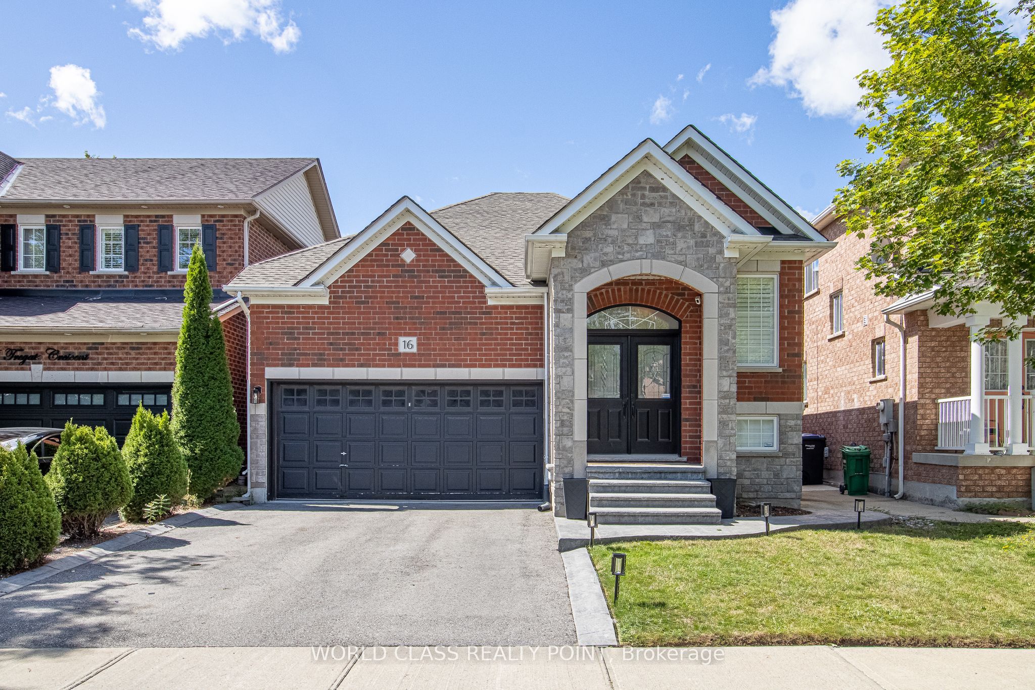 16 Tregate Crescent, Brampton, ON L7A 2P3