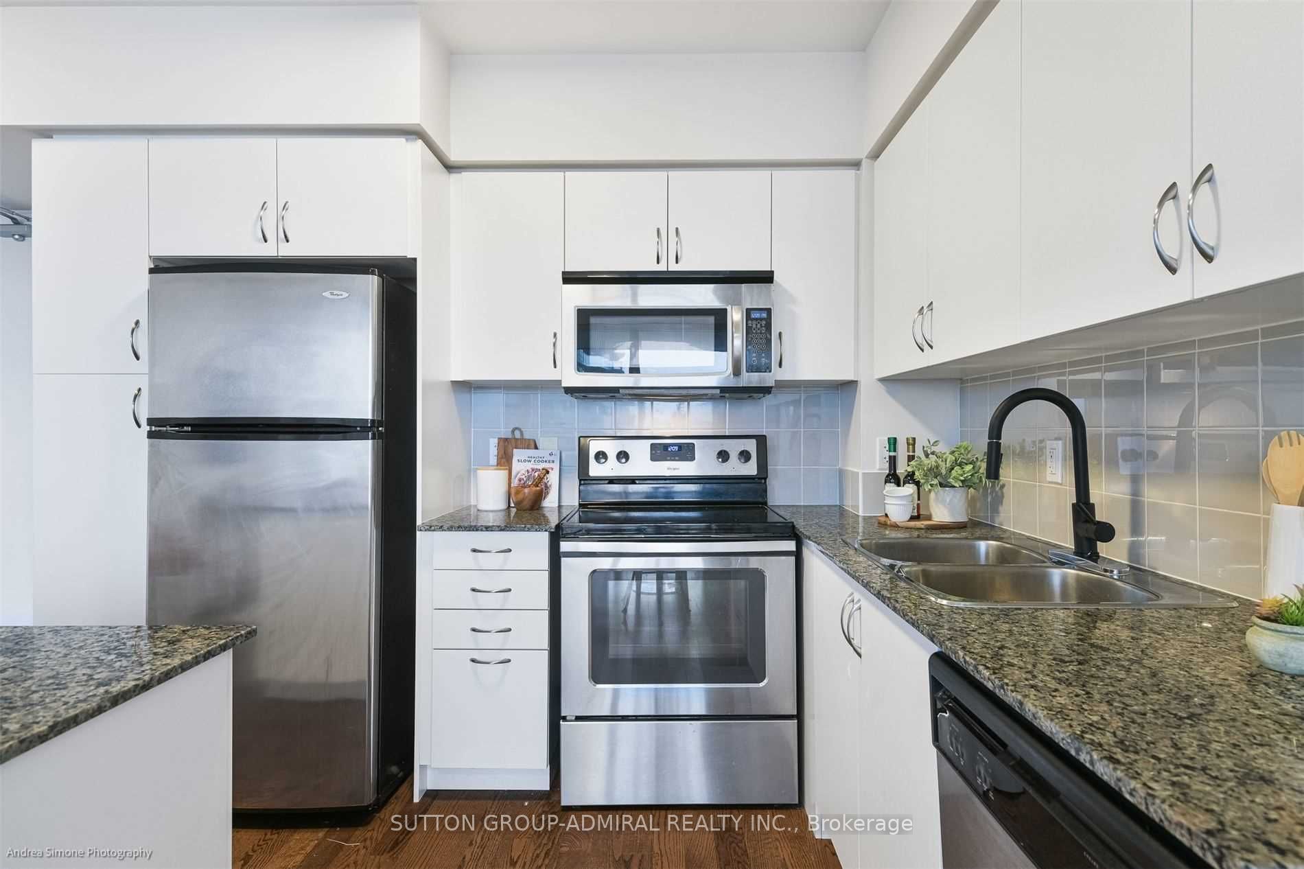 2230 Lake Shore Boulevard W 603, Toronto, ON M8V 0B2 photo 3