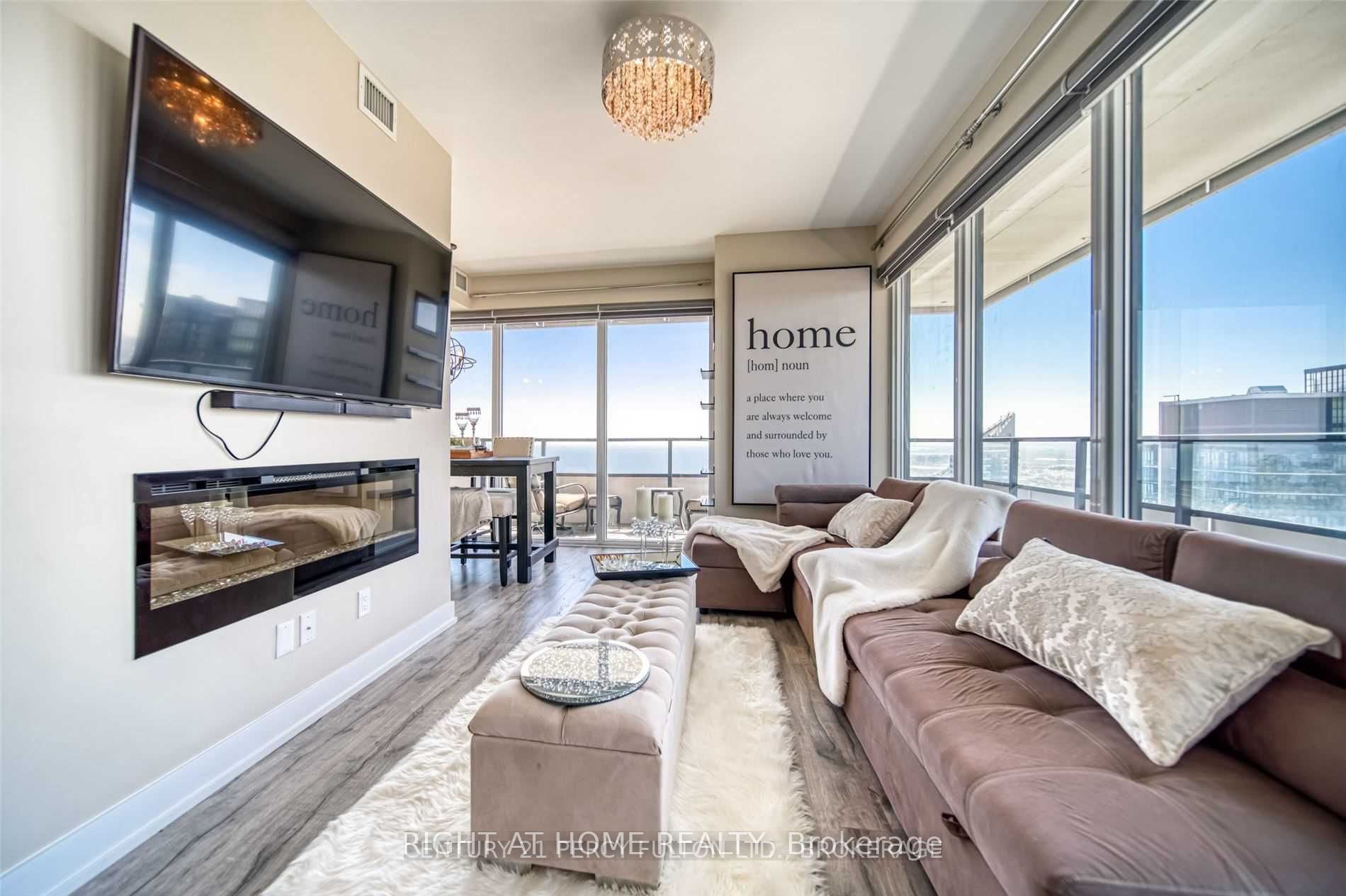 30 Shore Breeze Drive 20, Toronto, ON M8V 1A1 photo 2