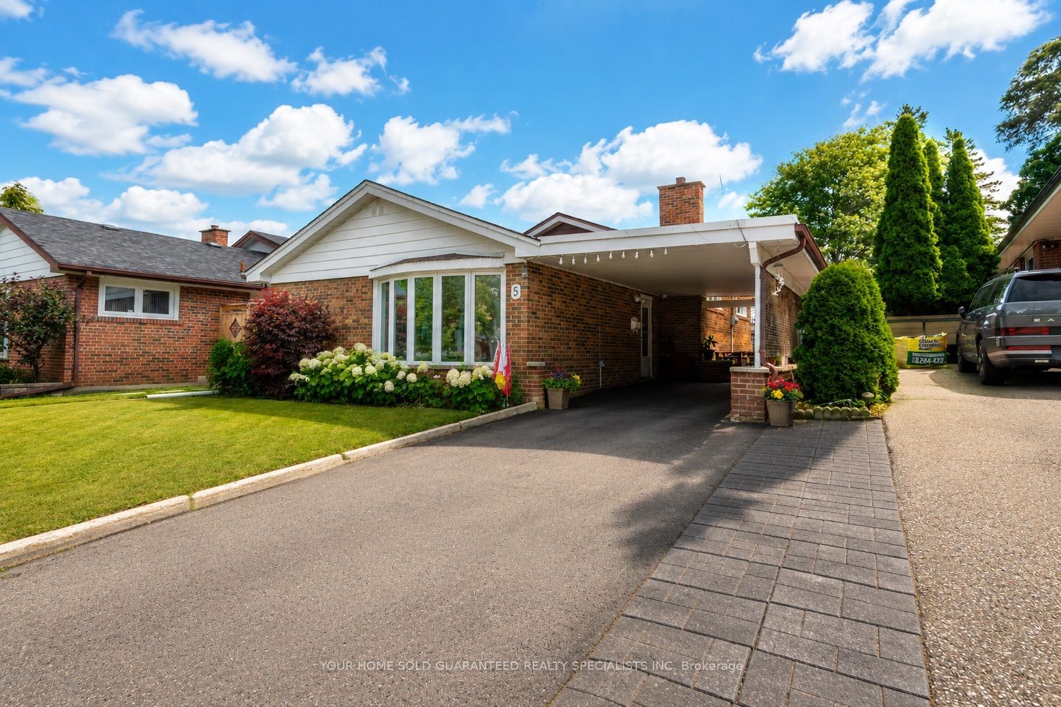 5 Hallow Crescent, Toronto, ON M9W 2V8 photo 2
