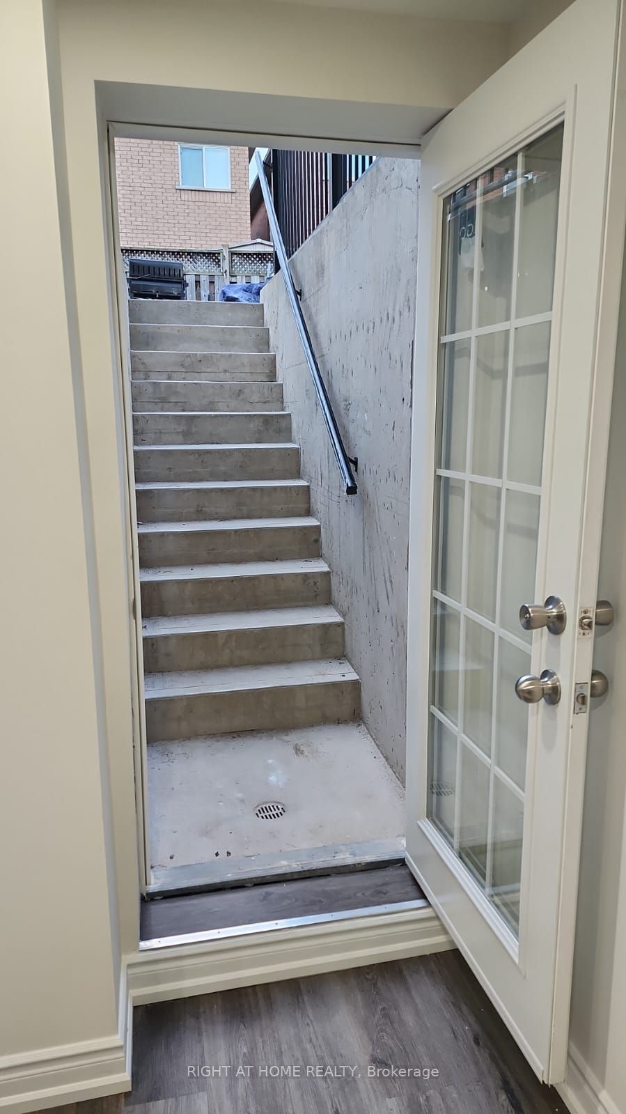 5654 Churchill Meadows Boulevard Basement Unit, Mississauga, ON L5M 7A7 photo 3
