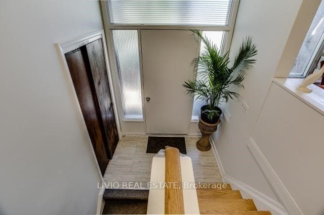 40 Barford Road, Toronto, ON M9W 4H4 photo 2