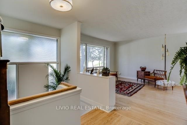 40 Barford Road, Toronto, ON M9W 4H4 photo 3