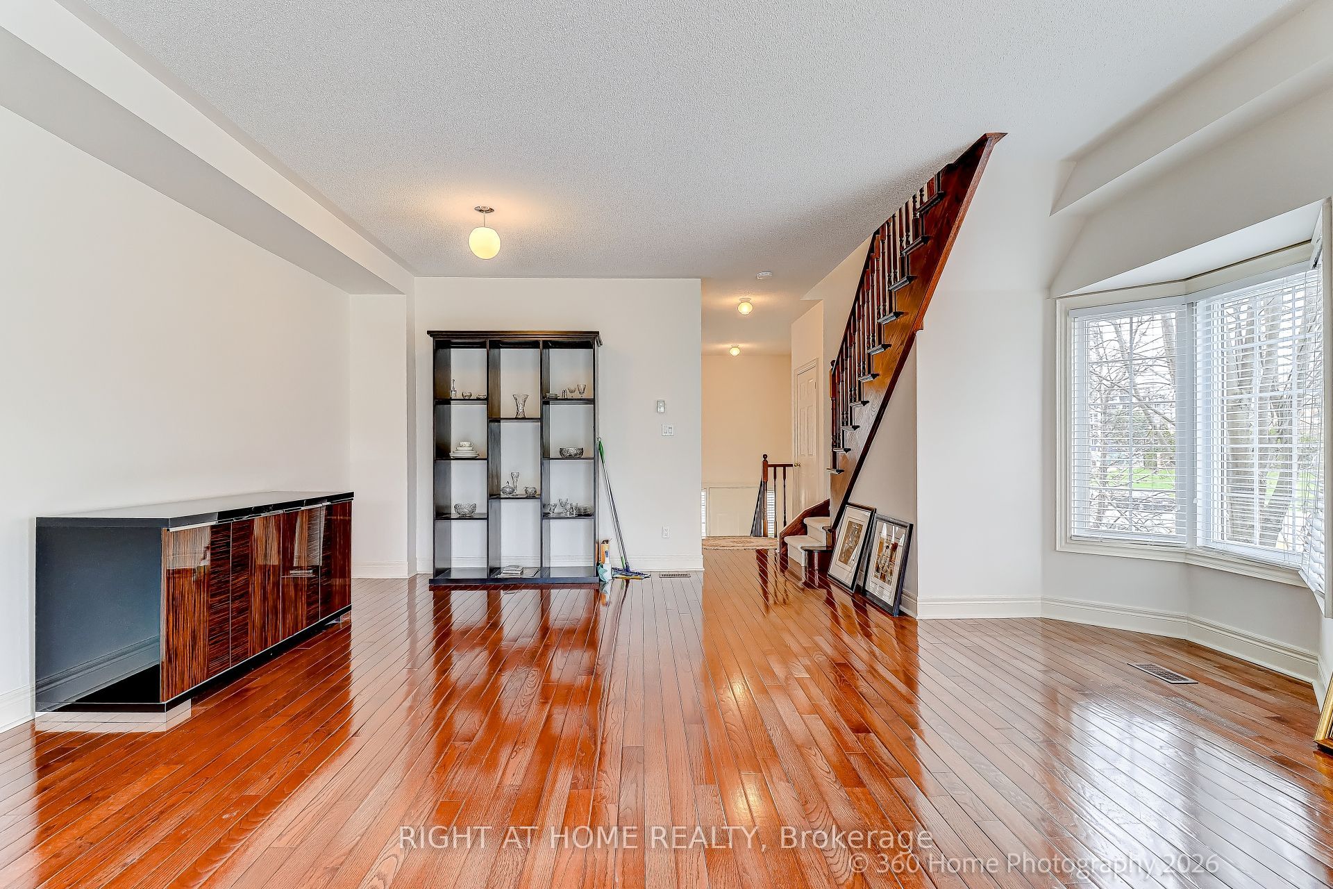 1130 Cawthra Road 2, Mississauga, ON L5G 4V7 photo 4