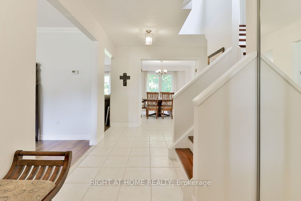 2932 Remea Court, Mississauga, ON L5L 2H5 photo 3