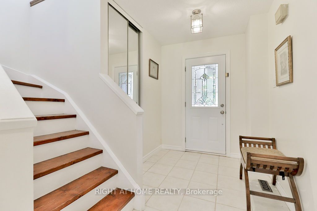 2932 Remea Court, Mississauga, ON L5L 2H5 photo 4
