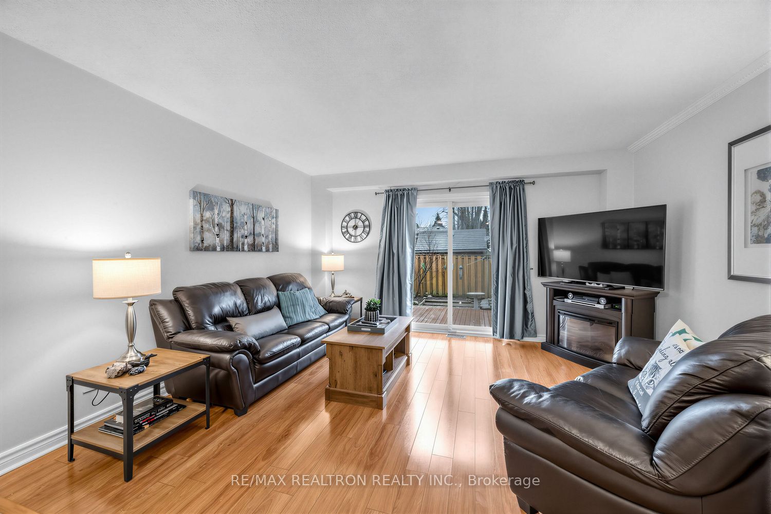 6699 Falconer Drive 1, Mississauga, ON L5N 2E3 photo 2