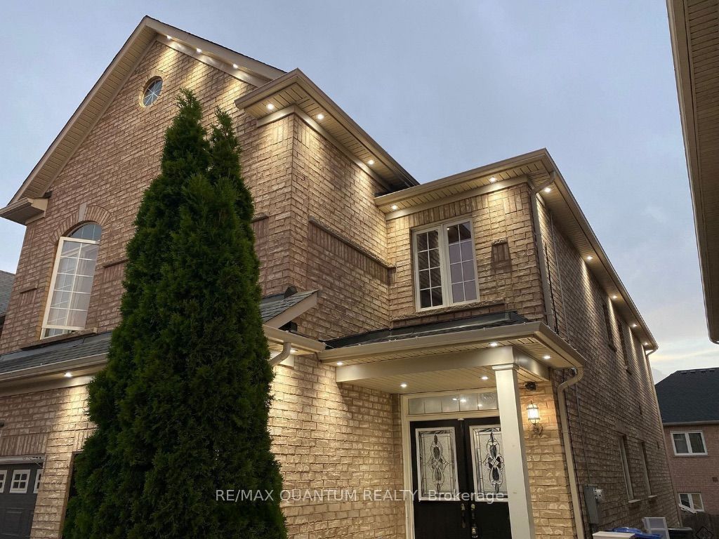 13 Portrush Trail, Brampton, ON L6X 0R4