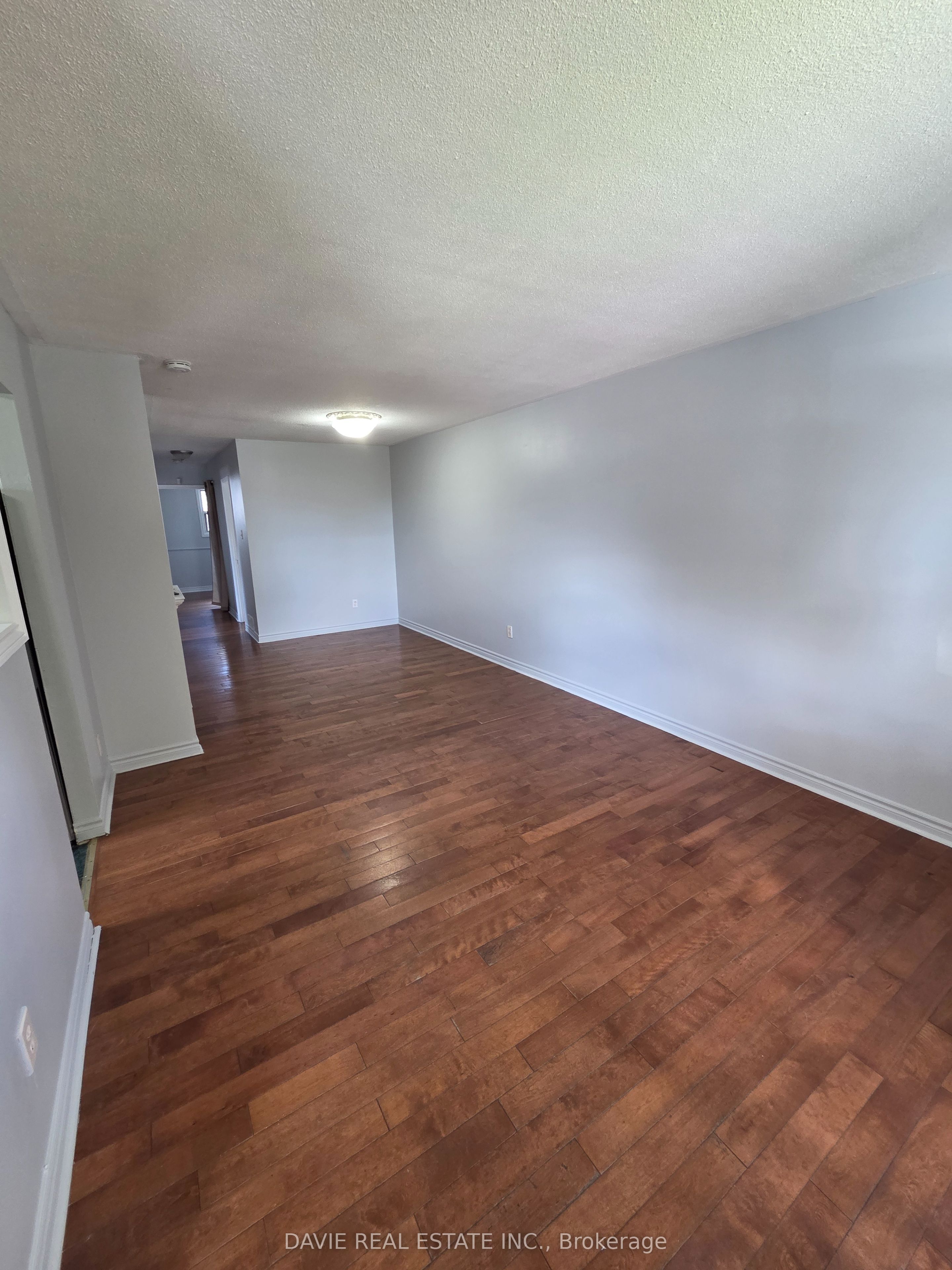 50 Crawford Drive Upper, Brampton, ON L6C 2C7 photo 3