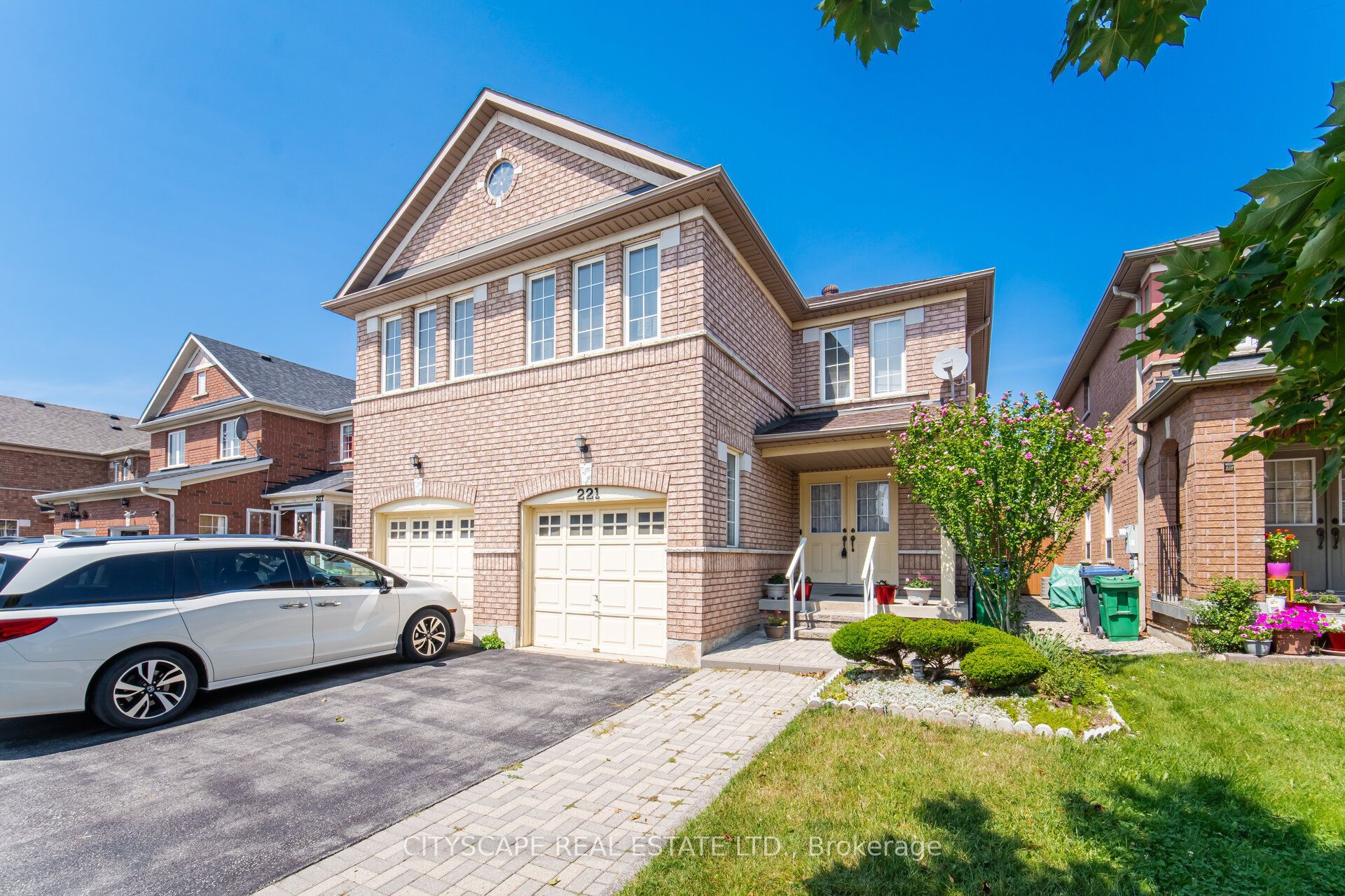 221 Richvale Drive S, Brampton, ON L6Z 4W2 photo 4