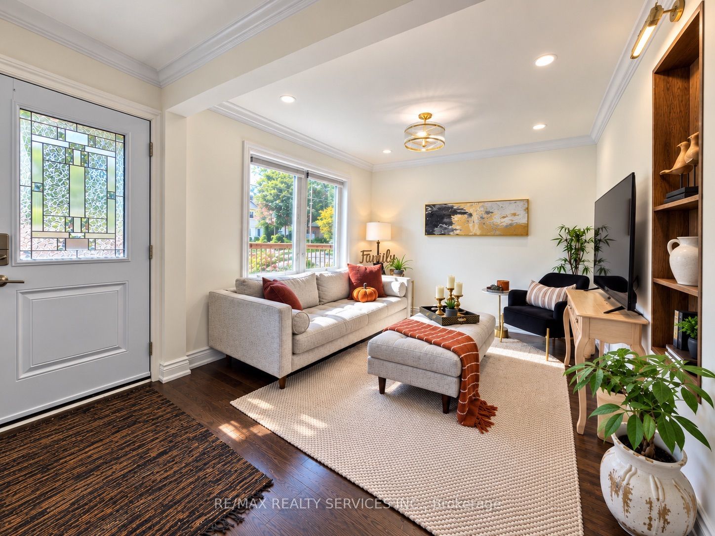 21 Mcintosh Avenue, Toronto, ON M8Y 3E1 photo 5