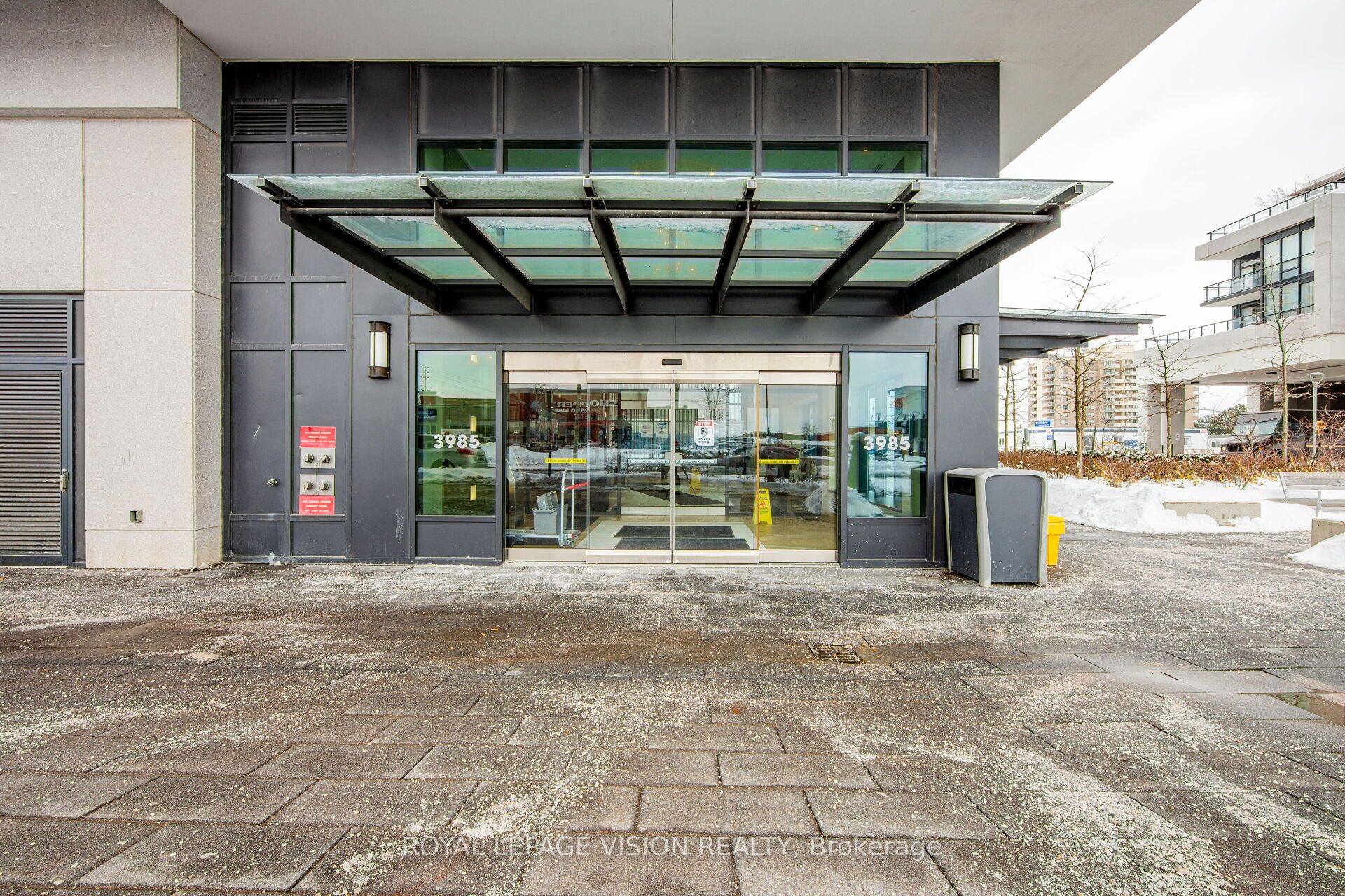 3985 Grand Park Drive 2507, Mississauga, ON L5B 0H8 photo 2
