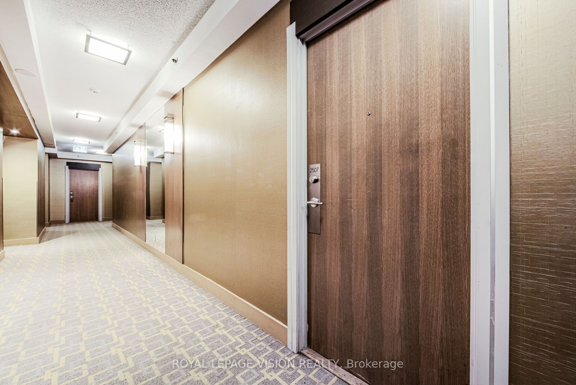 3985 Grand Park Drive 2507, Mississauga, ON L5B 0H8 photo 5
