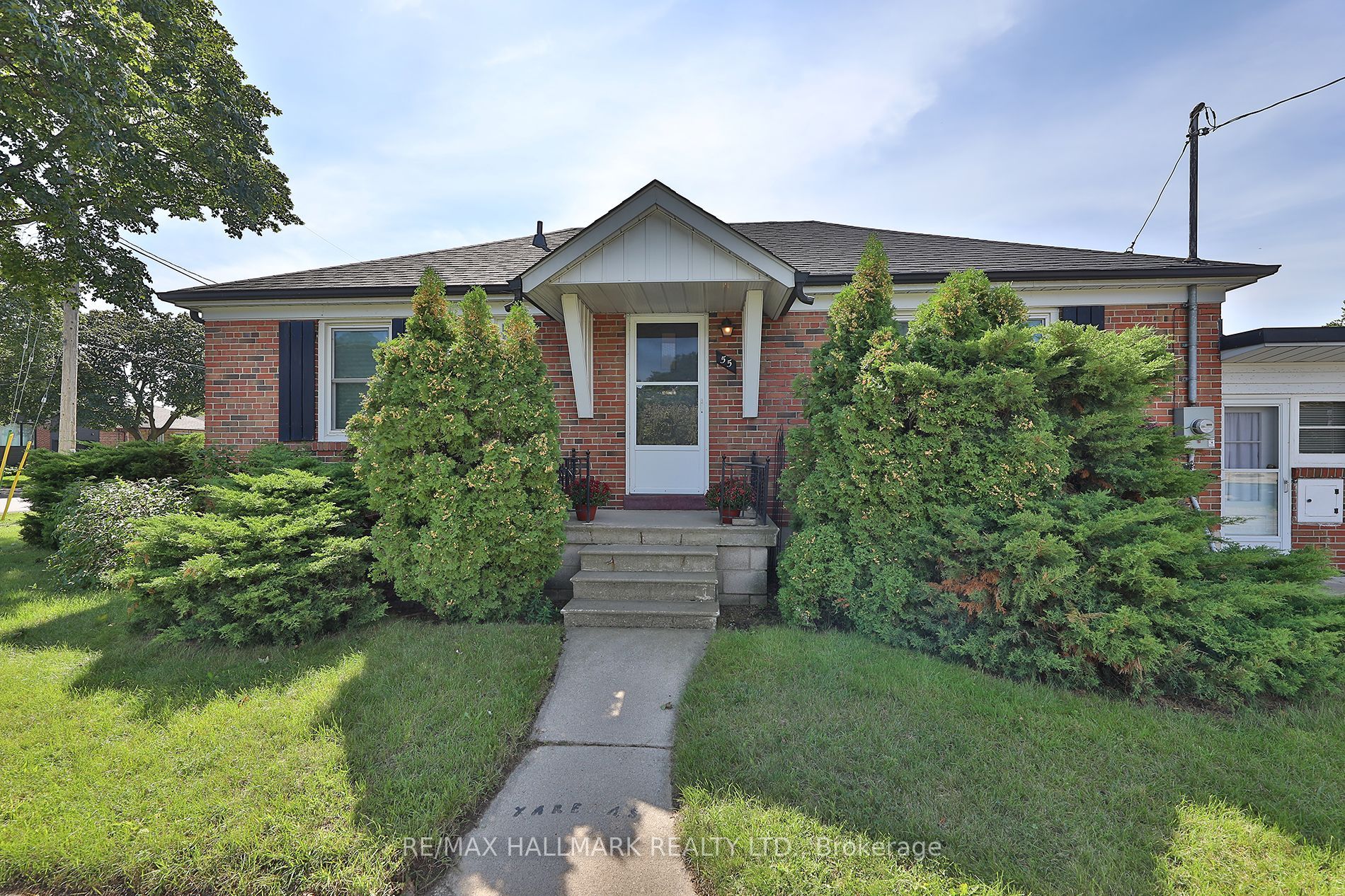 55 Athol Avenue, Toronto, ON M8Z 2A6 photo 4