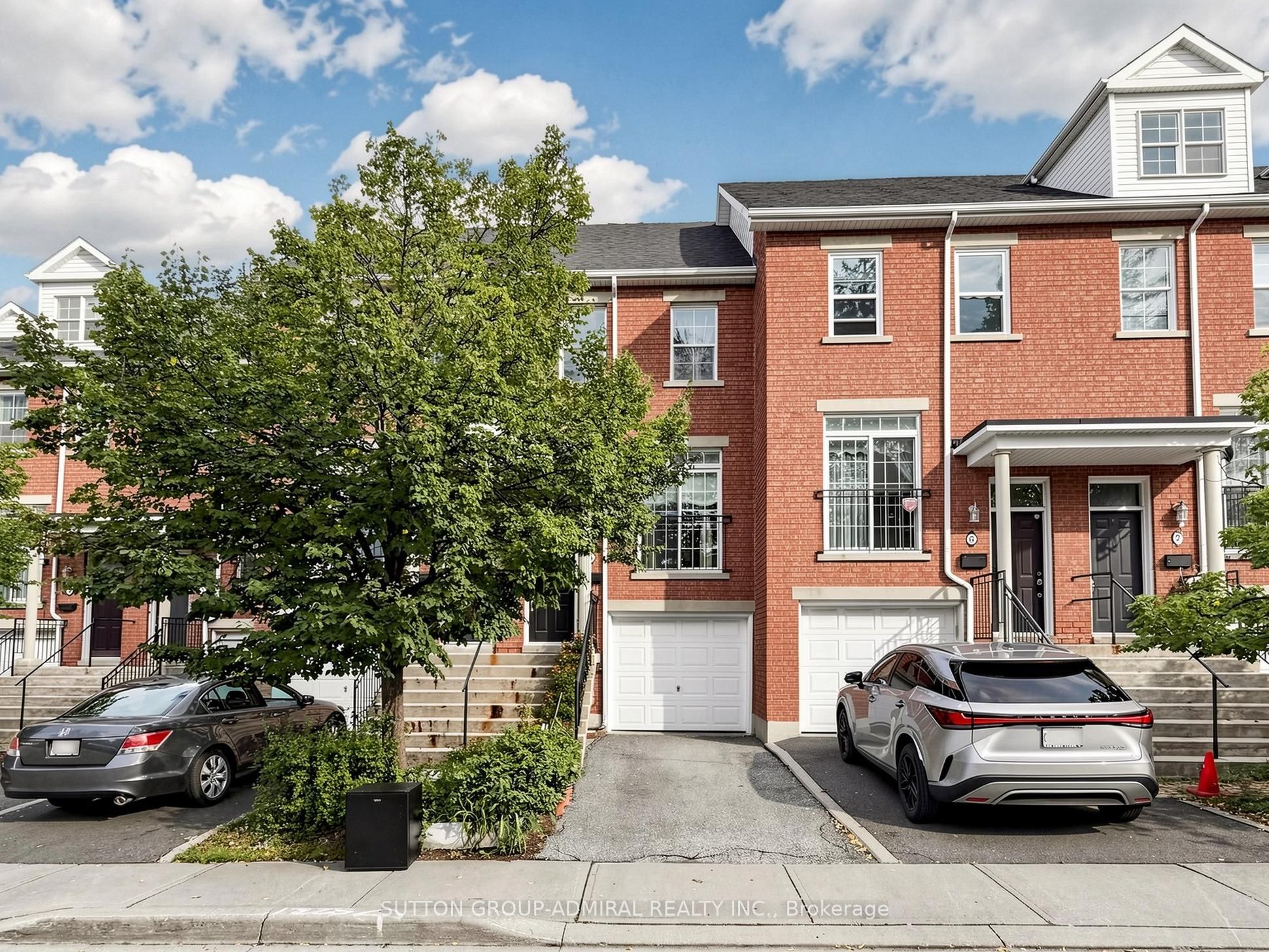 1723 Finch Avenue W 5, Toronto, ON M3N 3A5