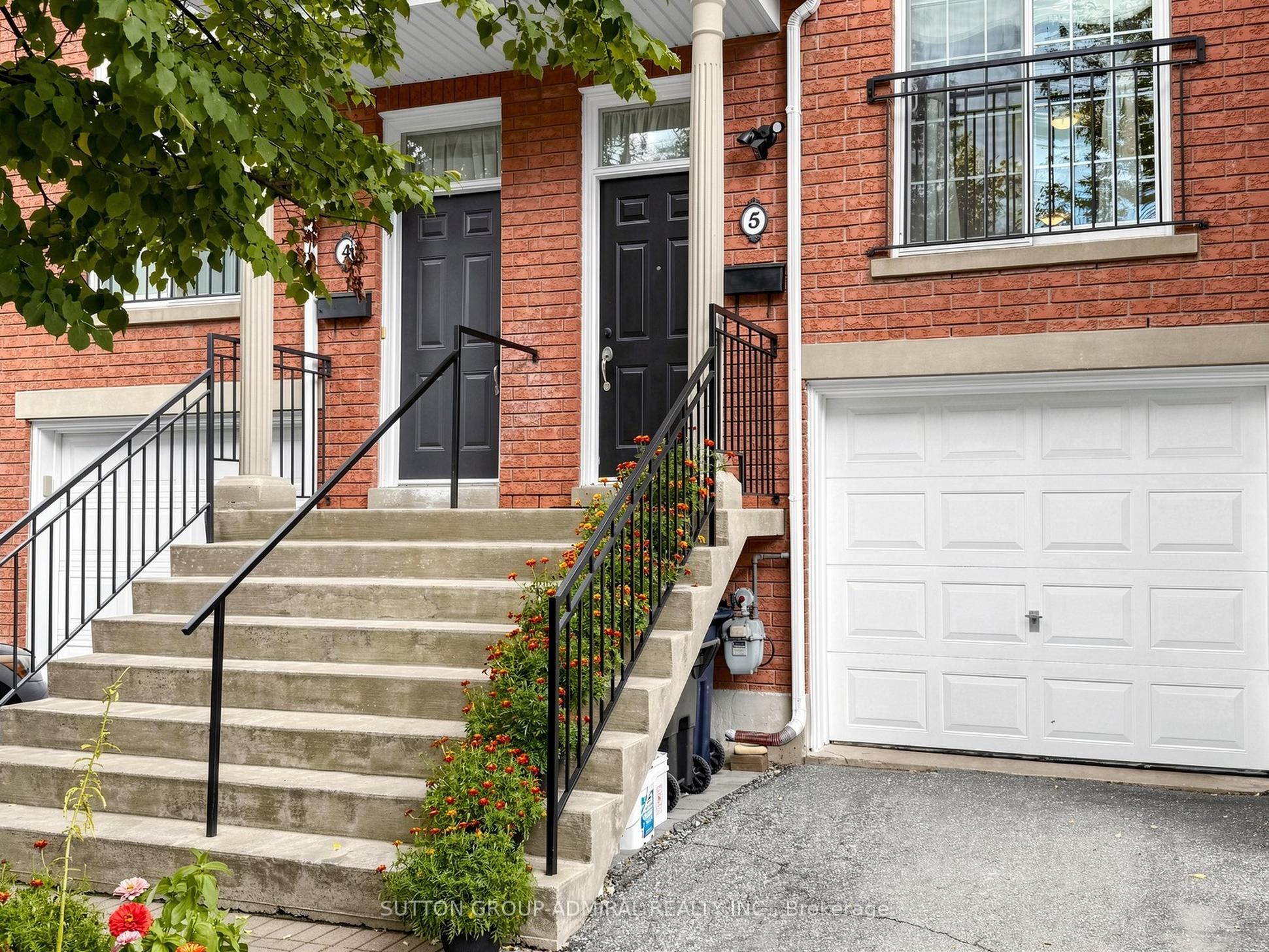 1723 Finch Avenue W 5, Toronto, ON M3N 3A5 photo 3