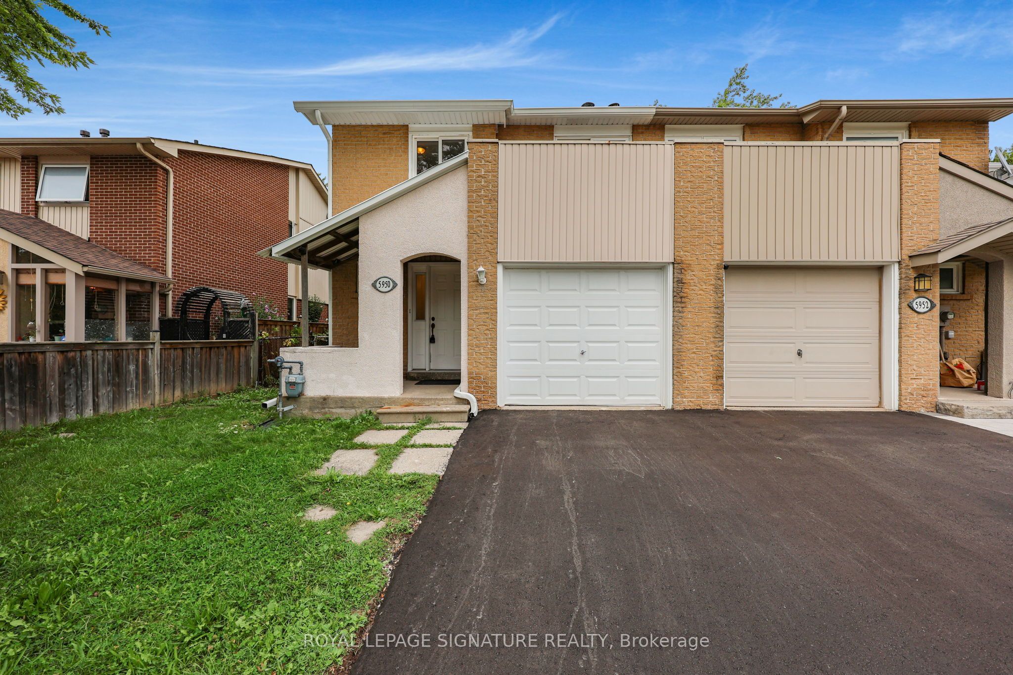 5950 Chidham Crescent, Mississauga, ON L5N 2R9 photo 3