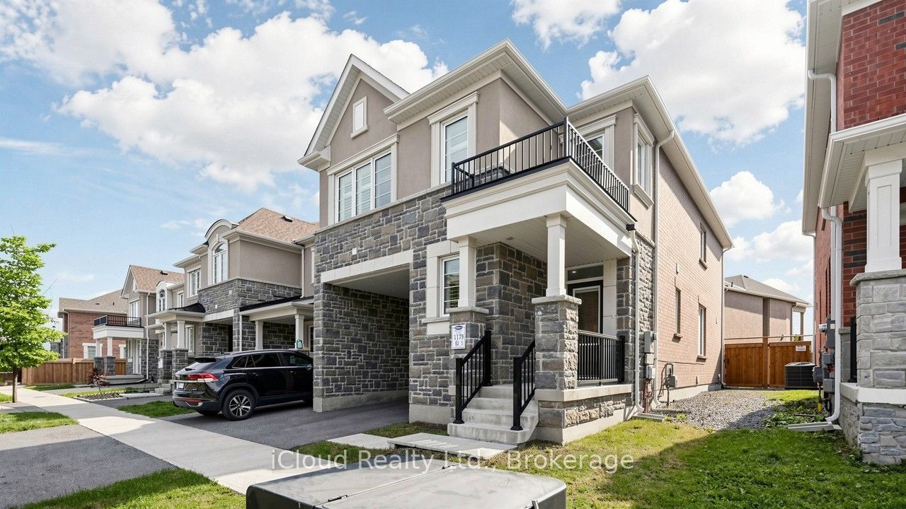 563 Bellflower Court, Milton, ON L9E 1W5 photo 2