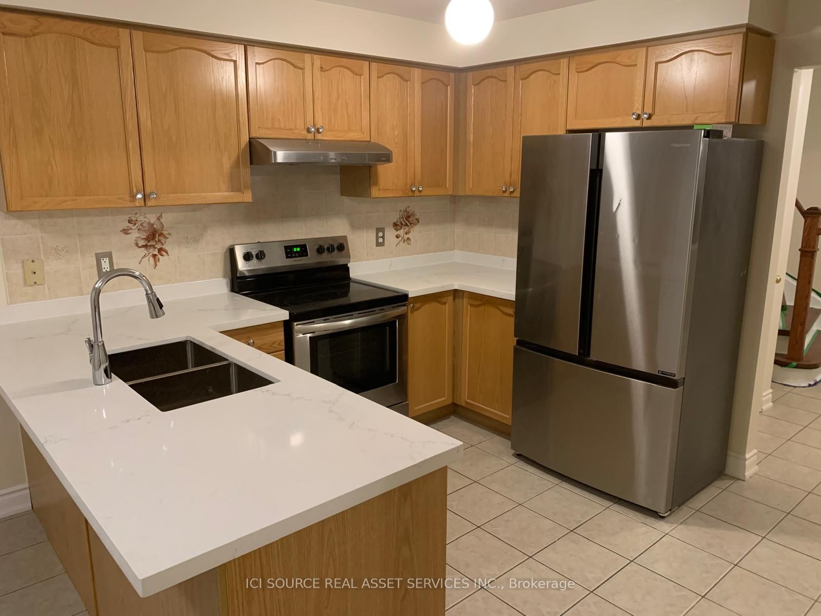 4783 Apple Blossom Circle Upper, Mississauga, ON L5V 3C7 photo 4