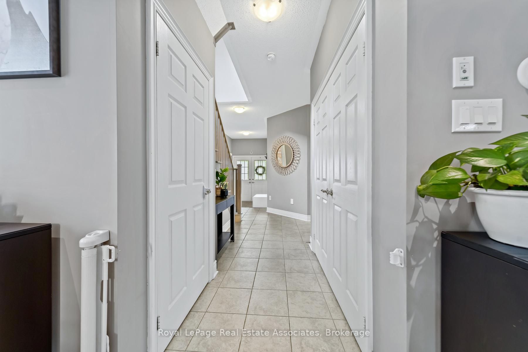 8 Duffel Crescent, Halton Hills, ON L7G 0H7 photo 5