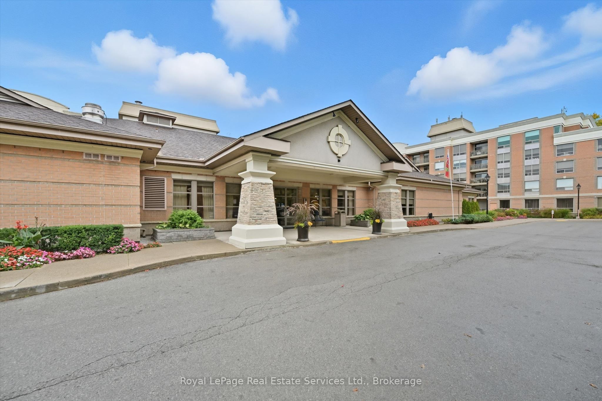100 Burloak Drive 1510, Burlington, ON L7L 6P6
