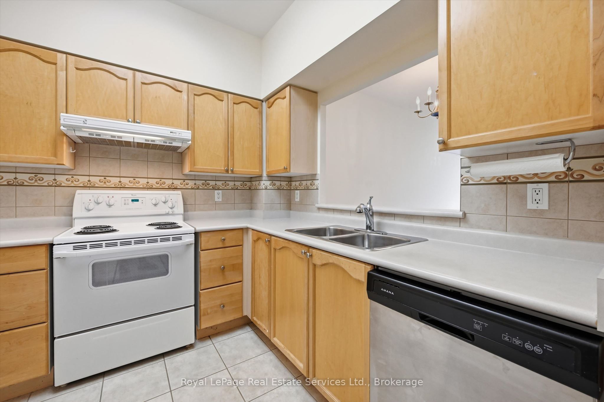 100 Burloak Drive 1510, Burlington, ON L7L 6P6 photo 3