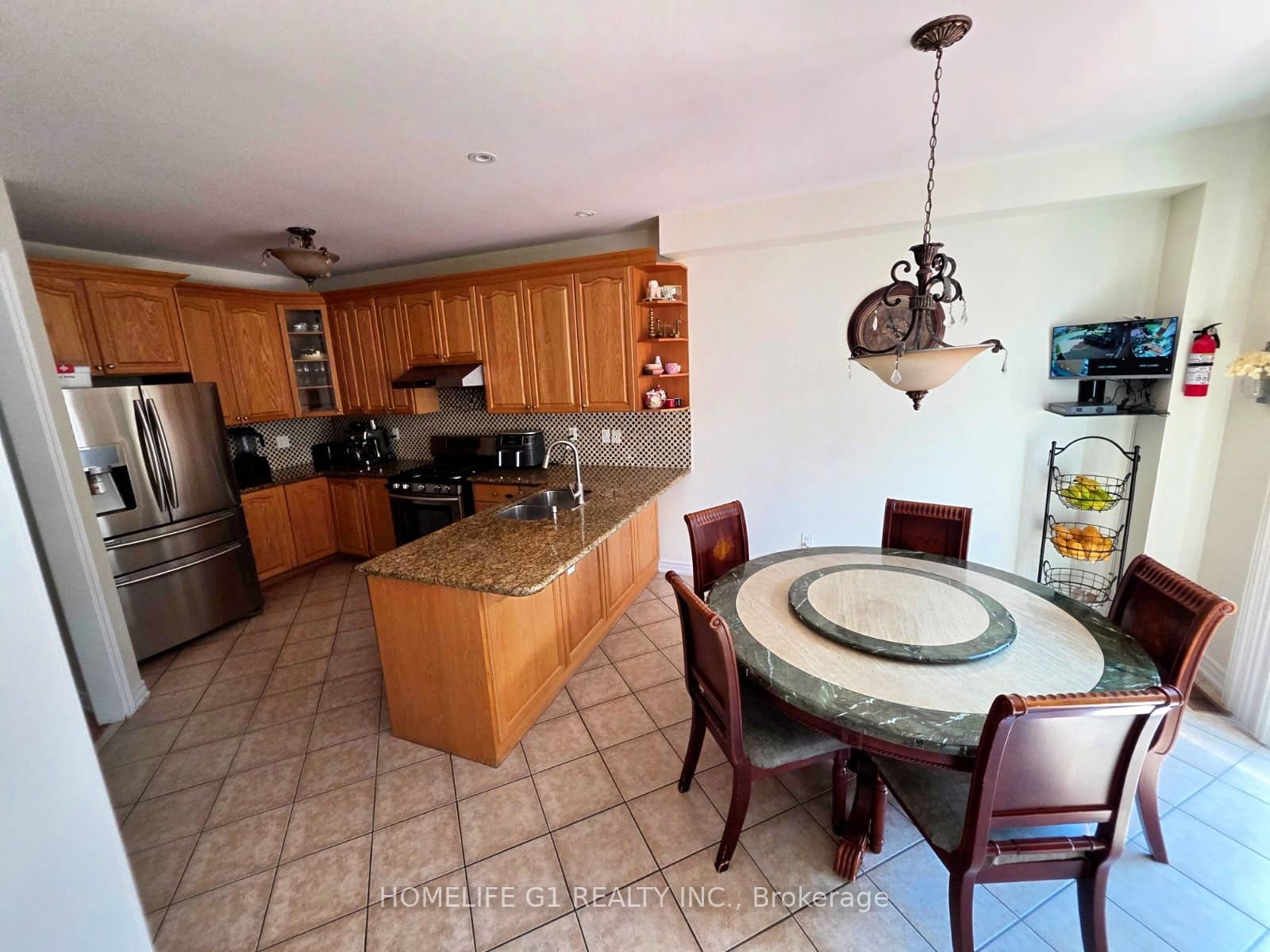 62 Dewside Drive, Brampton, ON L6R 0X5 photo 4