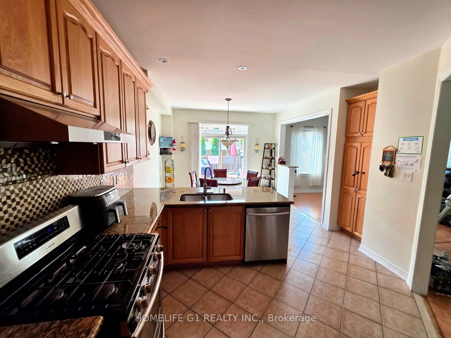 62 Dewside Drive, Brampton, ON L6R 0X5 photo 5