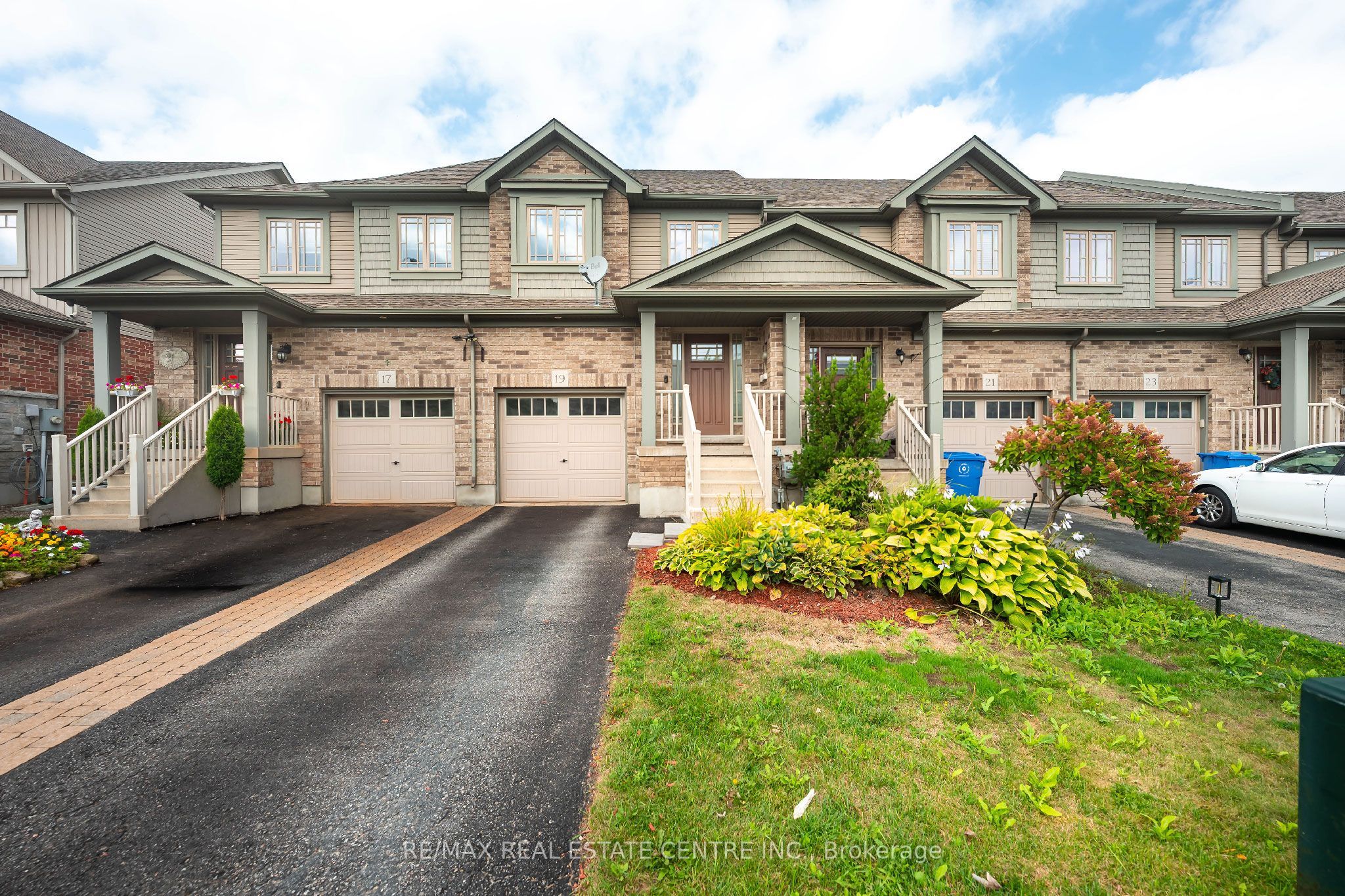 19 Laverty Crescent, Orangeville, ON L9W 6T1