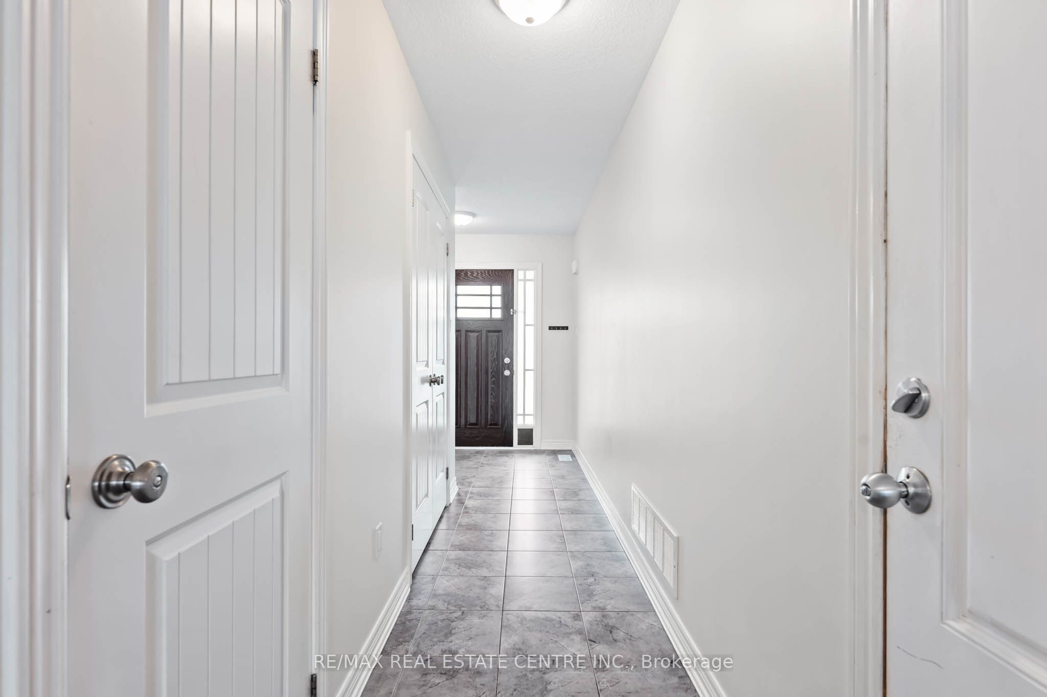 19 Laverty Crescent, Orangeville, ON L9W 6T1 photo 4