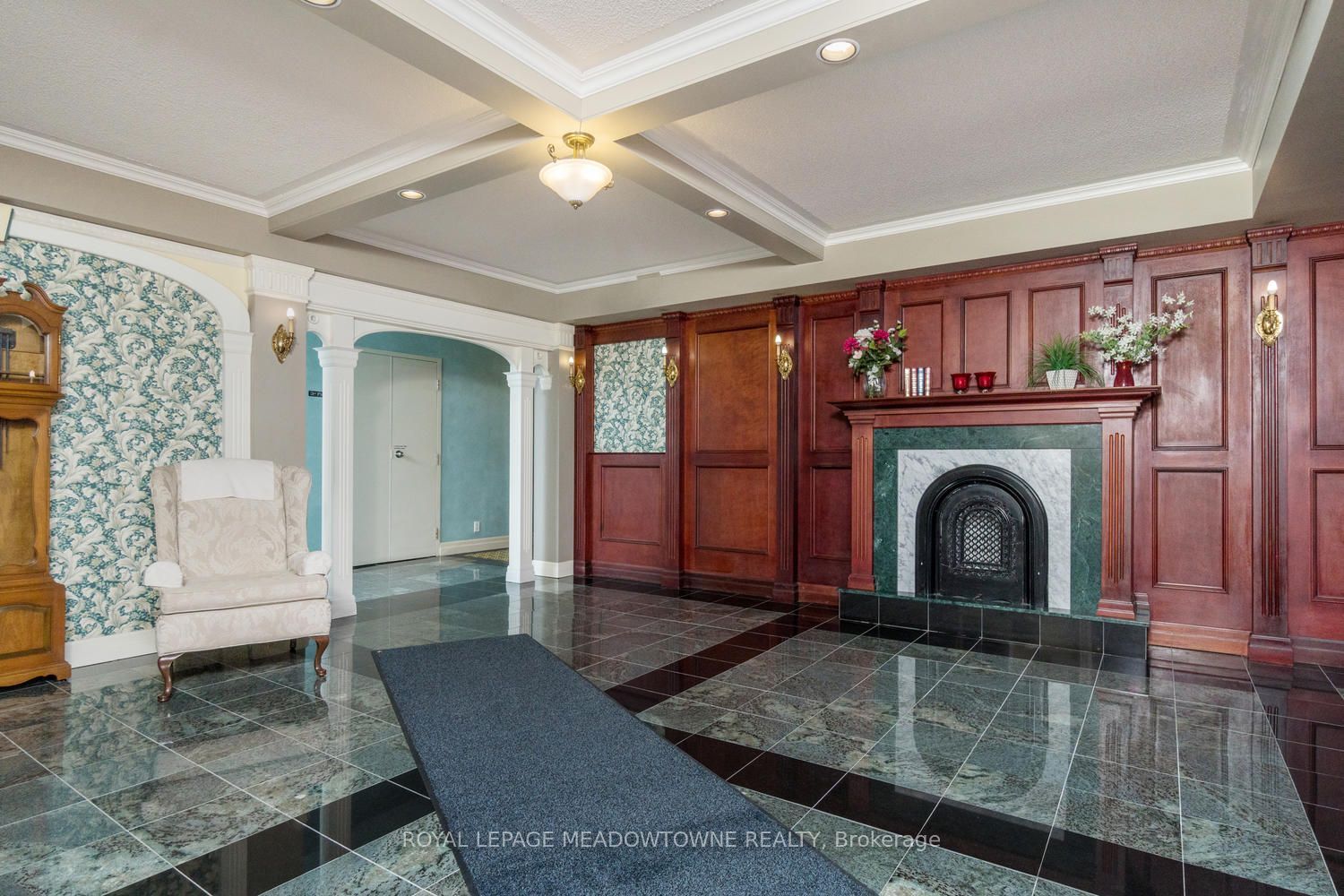 24 Chapel Street Ph02, Halton Hills, ON L7G 6A7 photo 3