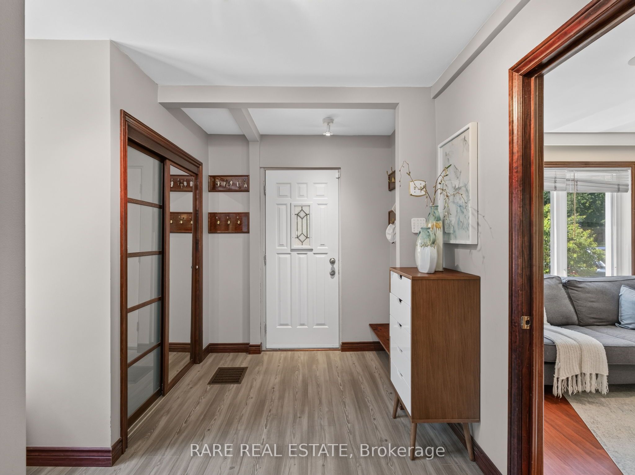 12 Kentroyal Drive, Toronto, ON M9P 2M8 photo 5