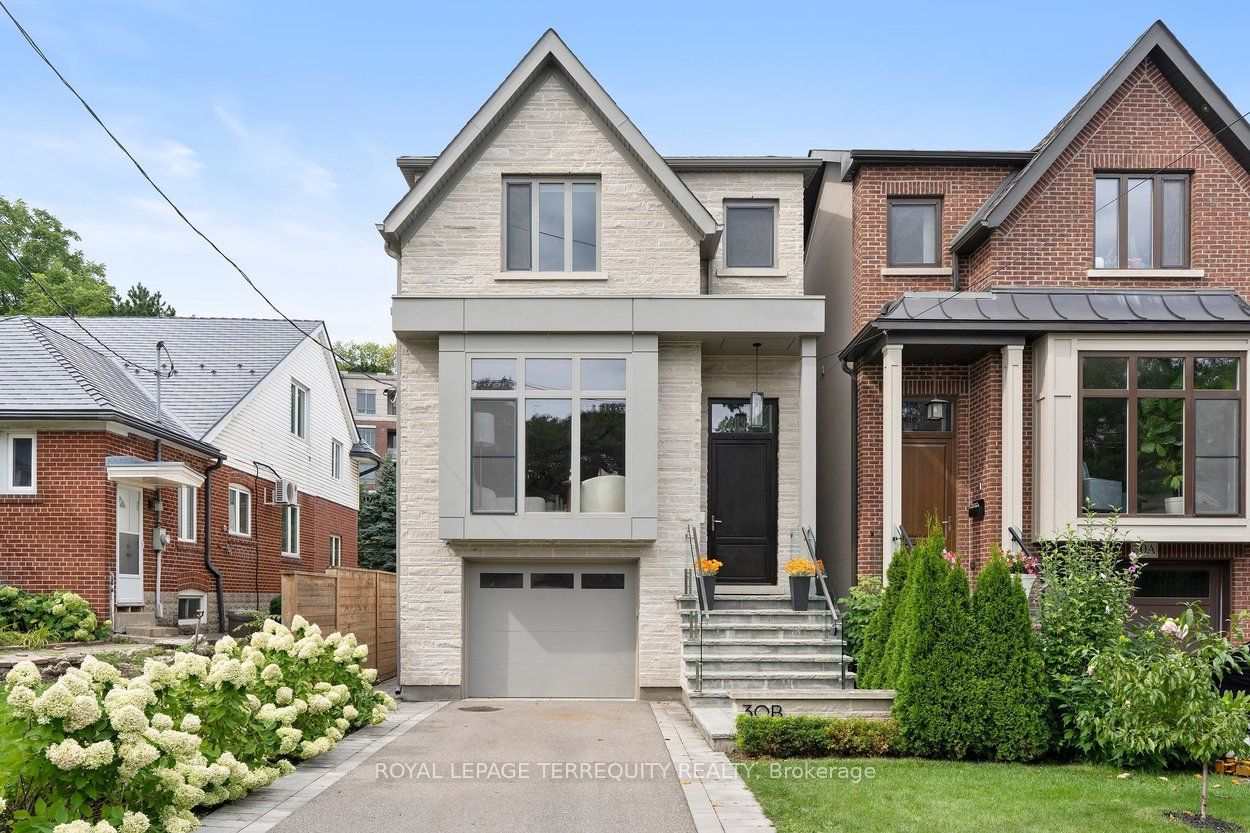 30B Thorndale Avenue, Toronto, ON M8X 1W9 photo 2