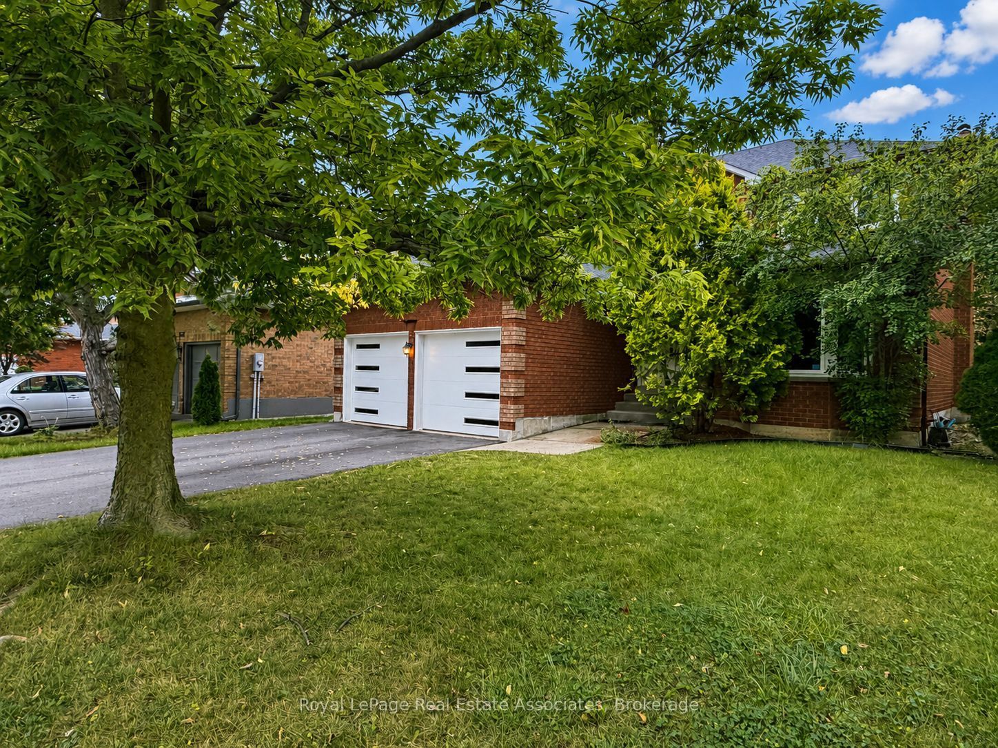 2551 Wynten Way, Oakville, ON L6J 7K5 photo 3