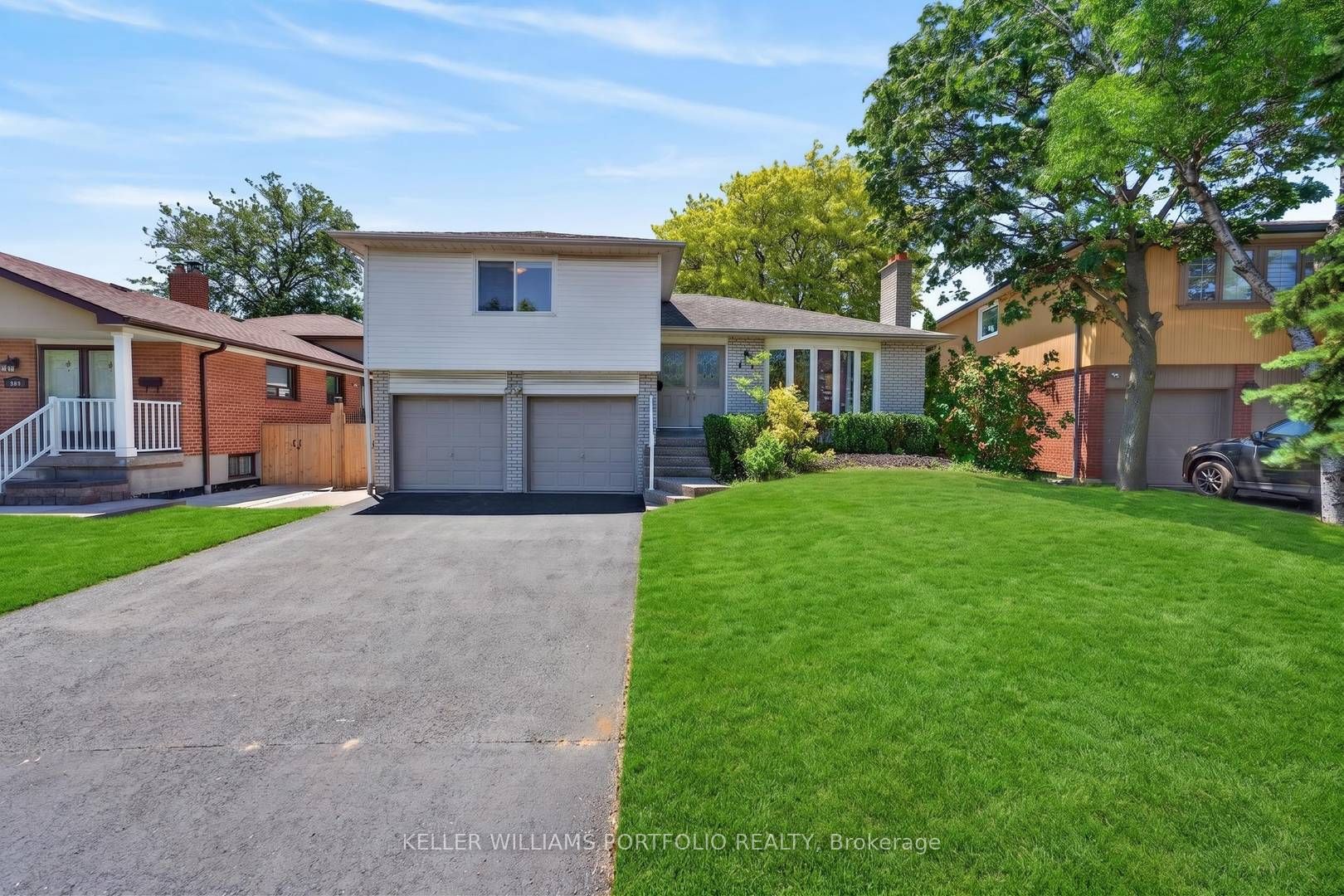 3310 Havenwood Drive, Mississauga, ON L4X 2M3 photo 2