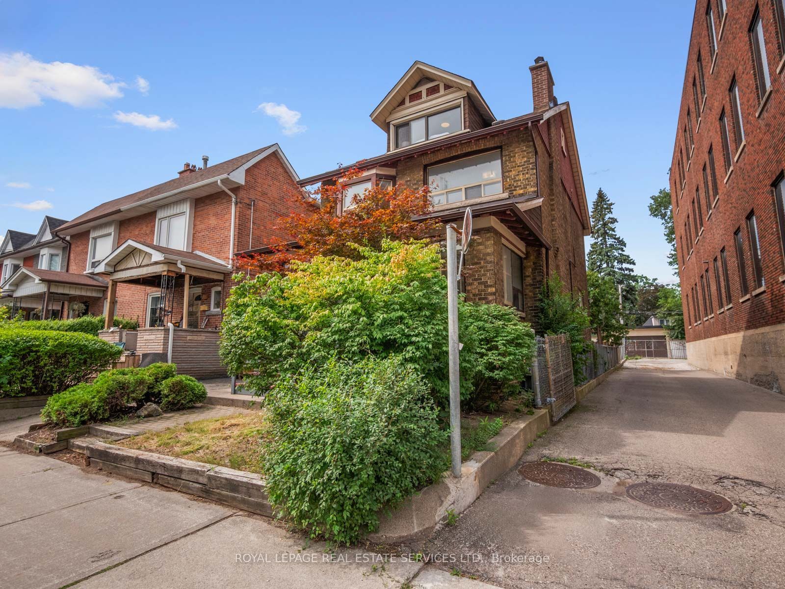 554 Runnymede Road, Toronto, ON M6S 2Z7 photo 2