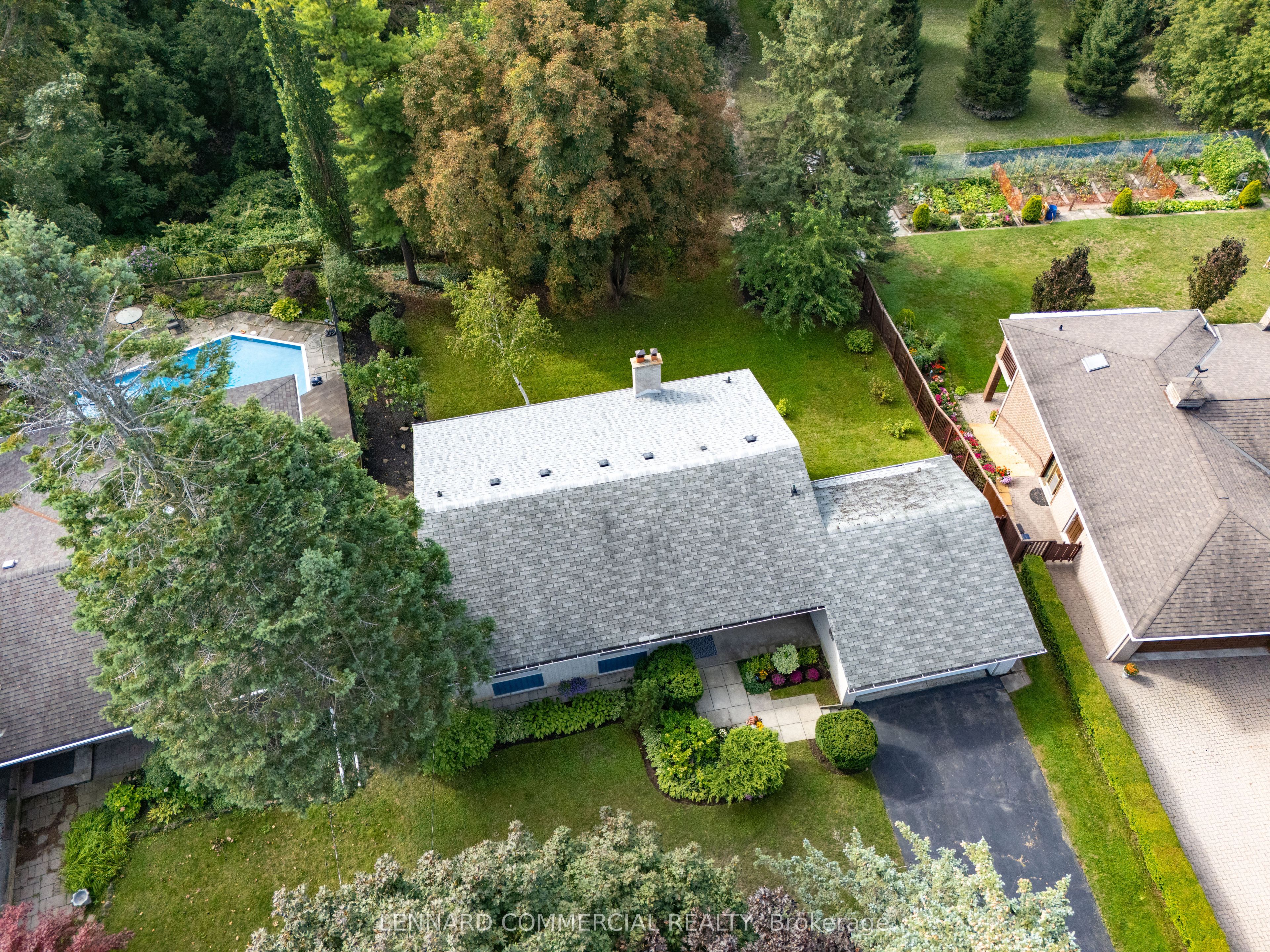 149 Verobeach Boulevard, Toronto, ON M9M 1R2 photo 3