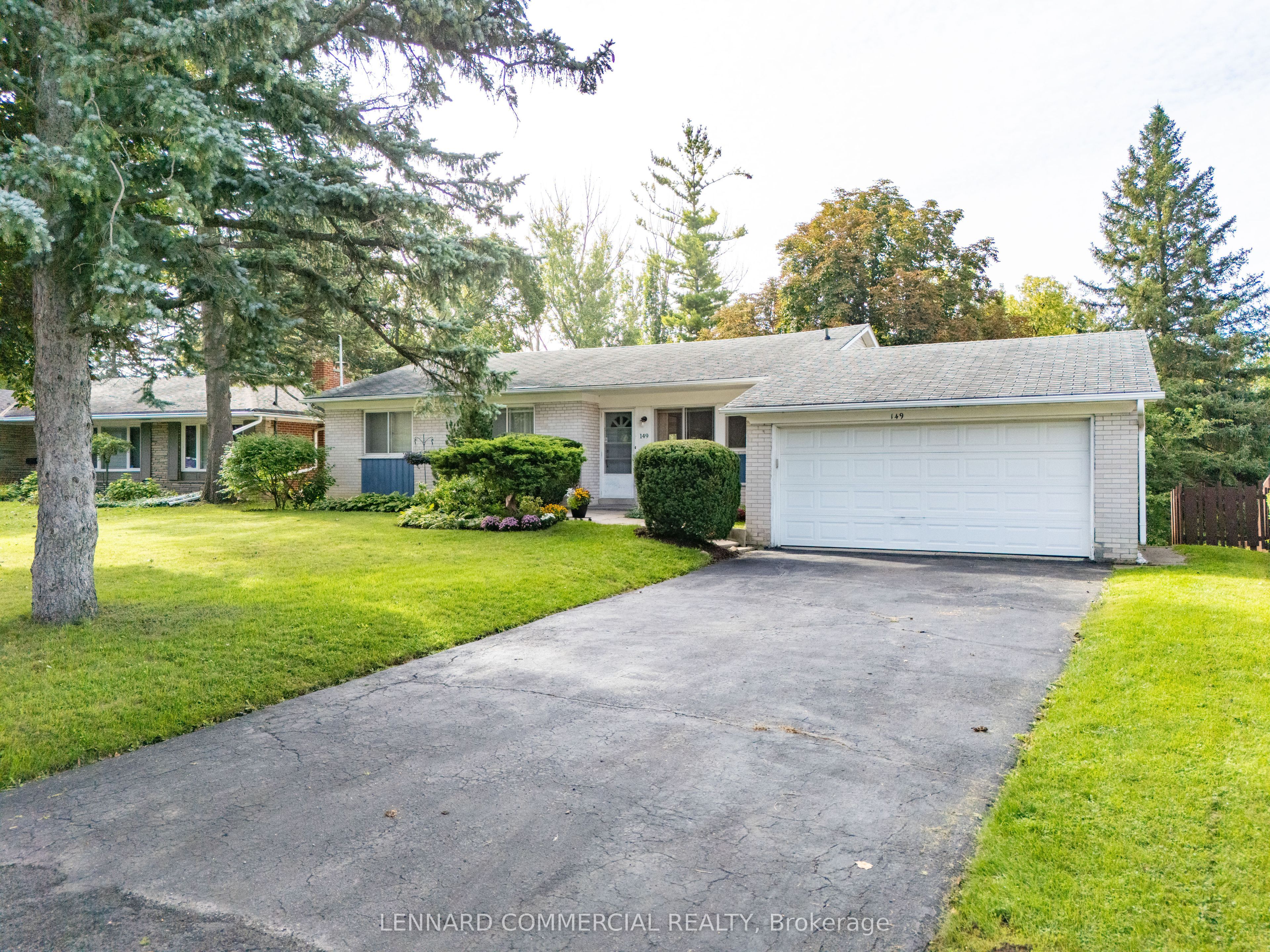 149 Verobeach Boulevard, Toronto, ON M9M 1R2 photo 4