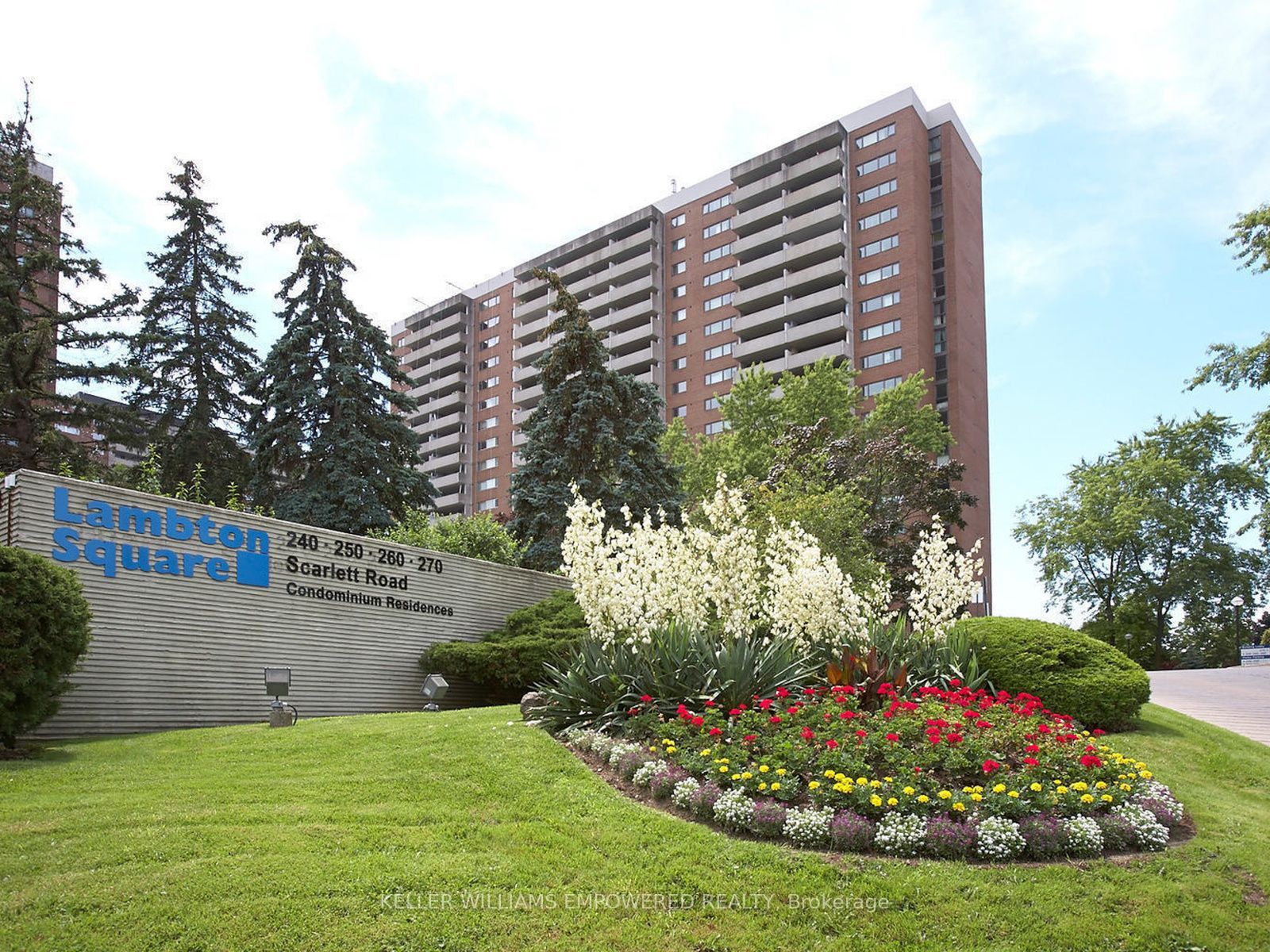 240 Scarlett Road 406, Toronto, ON M6N 4X4