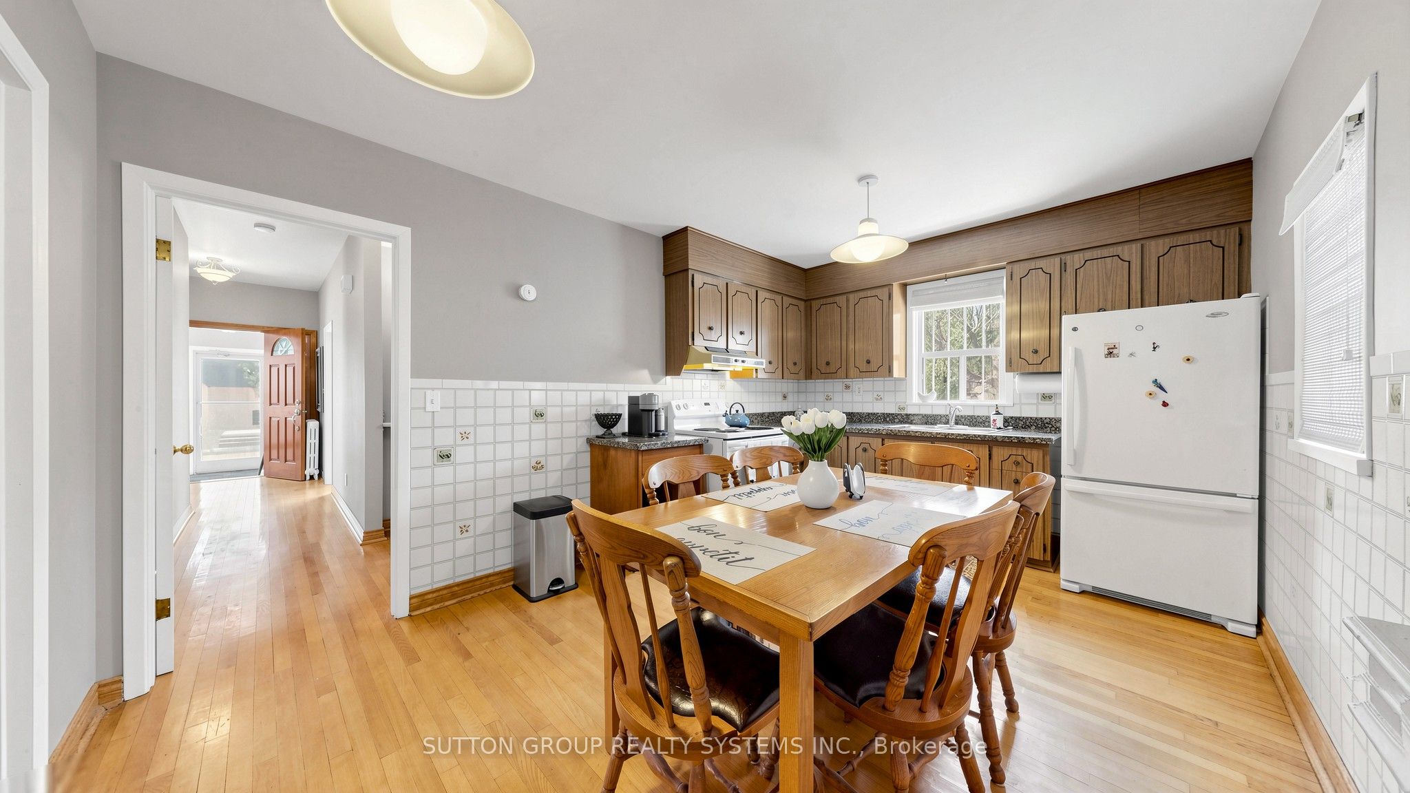 114 Rosemount Avenue, Toronto, ON M6H 2M7 photo 3