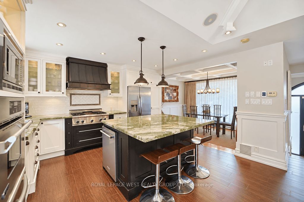 1422 Rebecca Street, Oakville, ON L6L 1Z5 photo 4