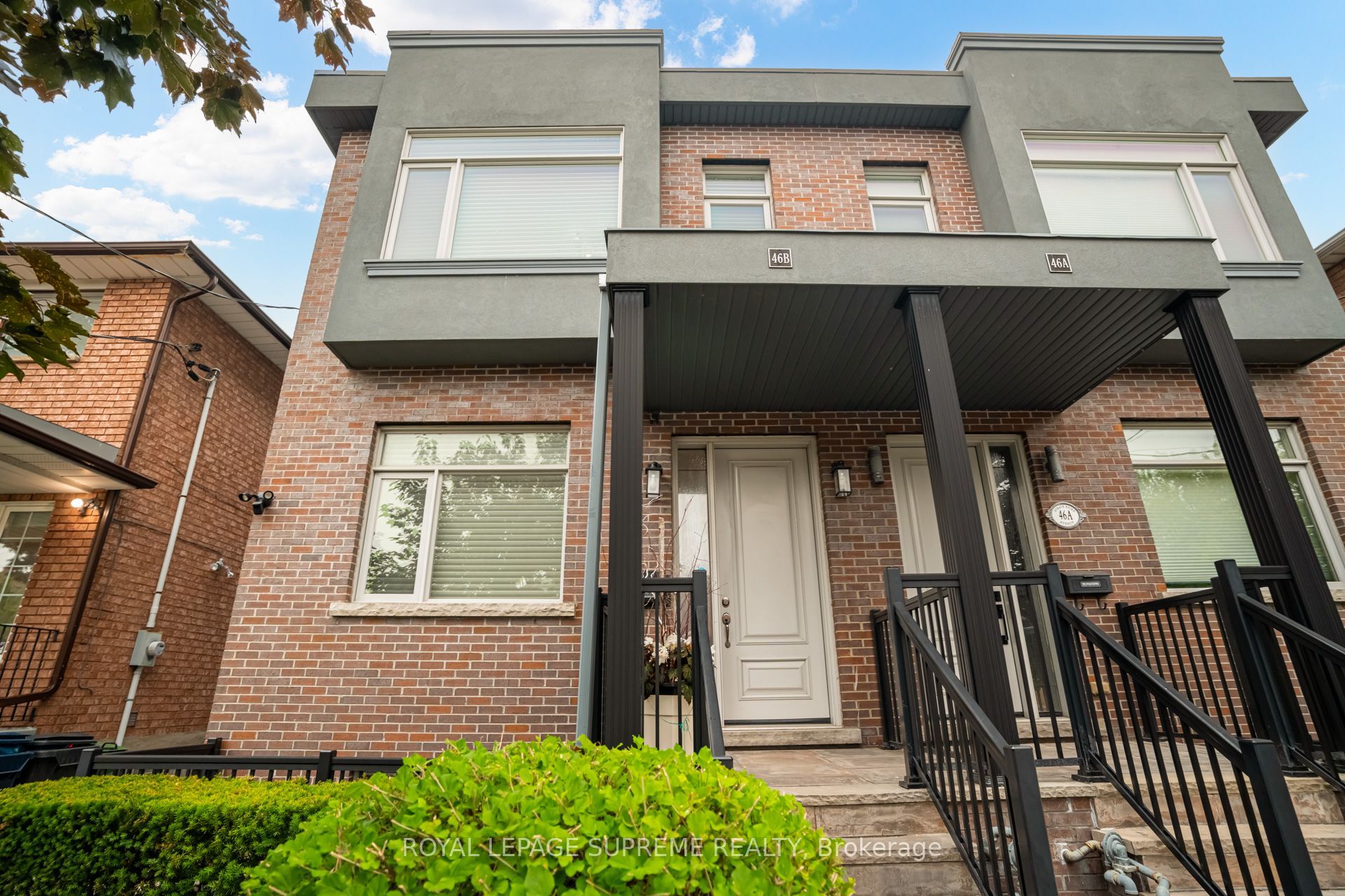 46B Strathnairn Avenue, Toronto, ON M6M 2E7 photo 2