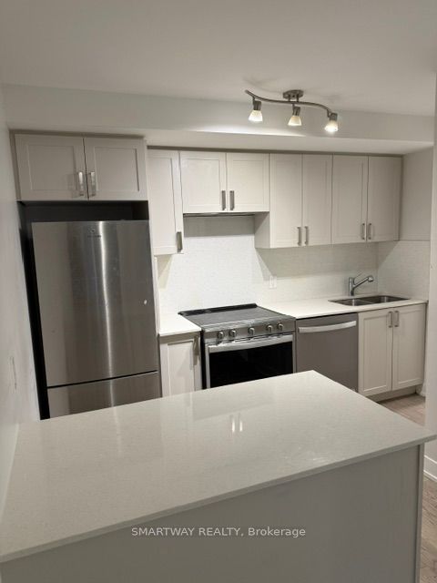 1070 Douglas McCurdy Common 122, Mississauga, ON L5G 0C6 photo 4