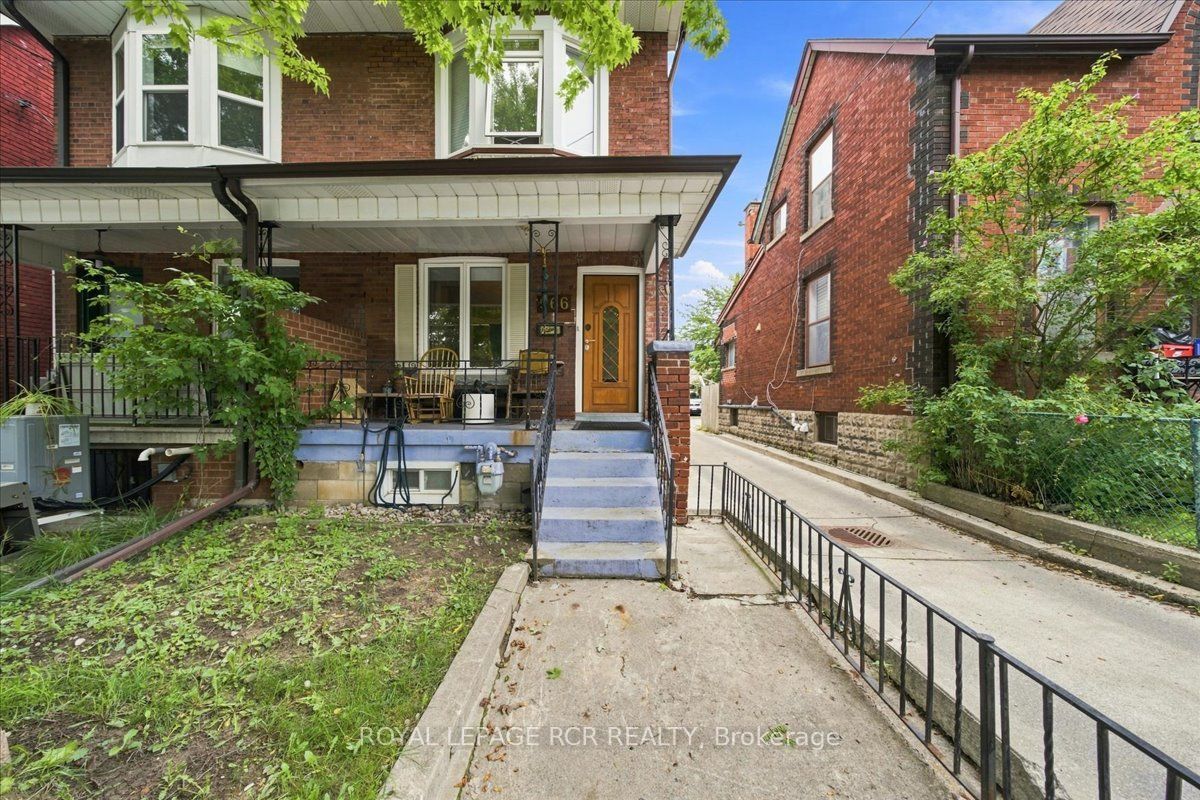 966 Shaw Street, Toronto, ON M6G 3M7 photo 2