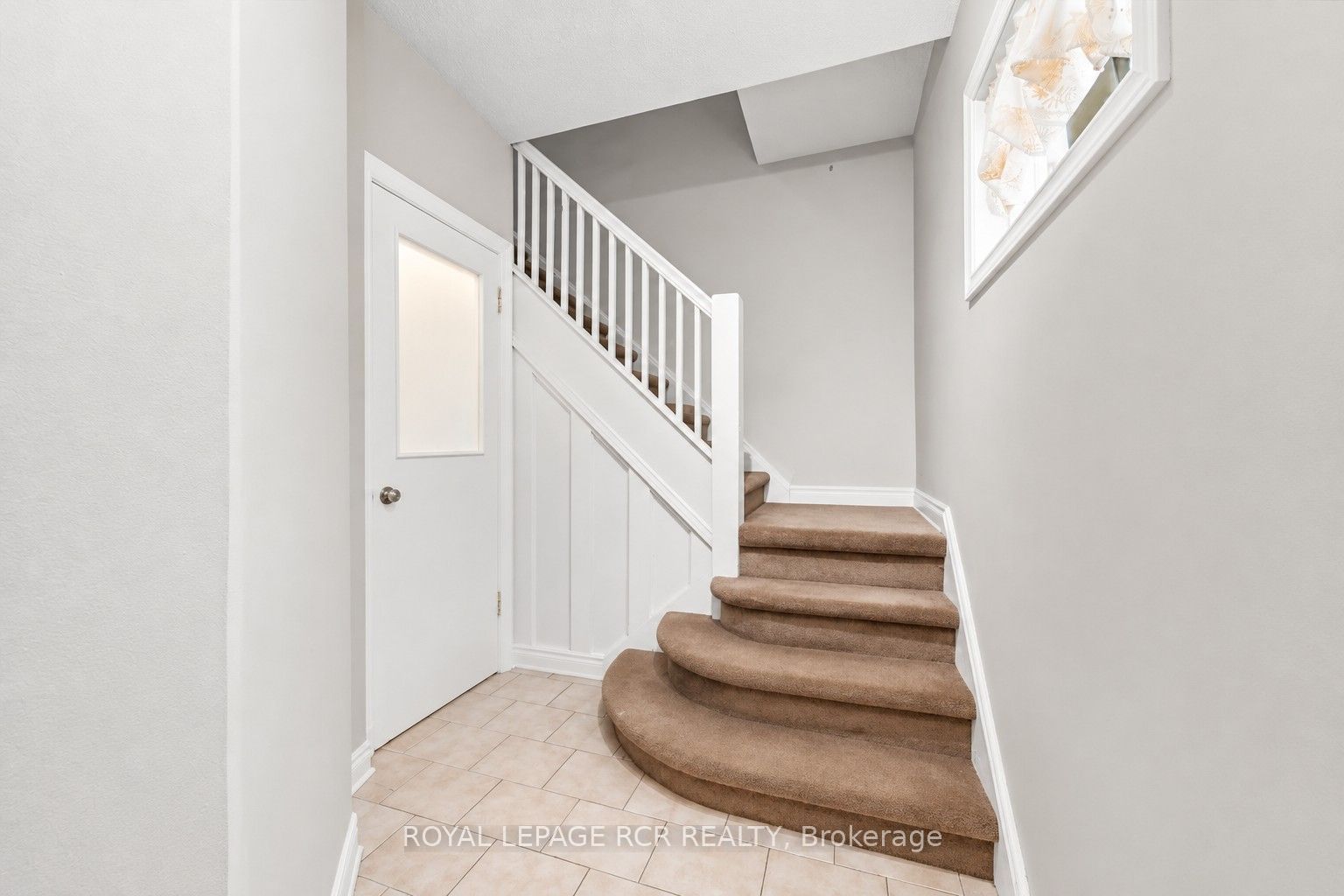 966 Shaw Street, Toronto, ON M6G 3M7 photo 4
