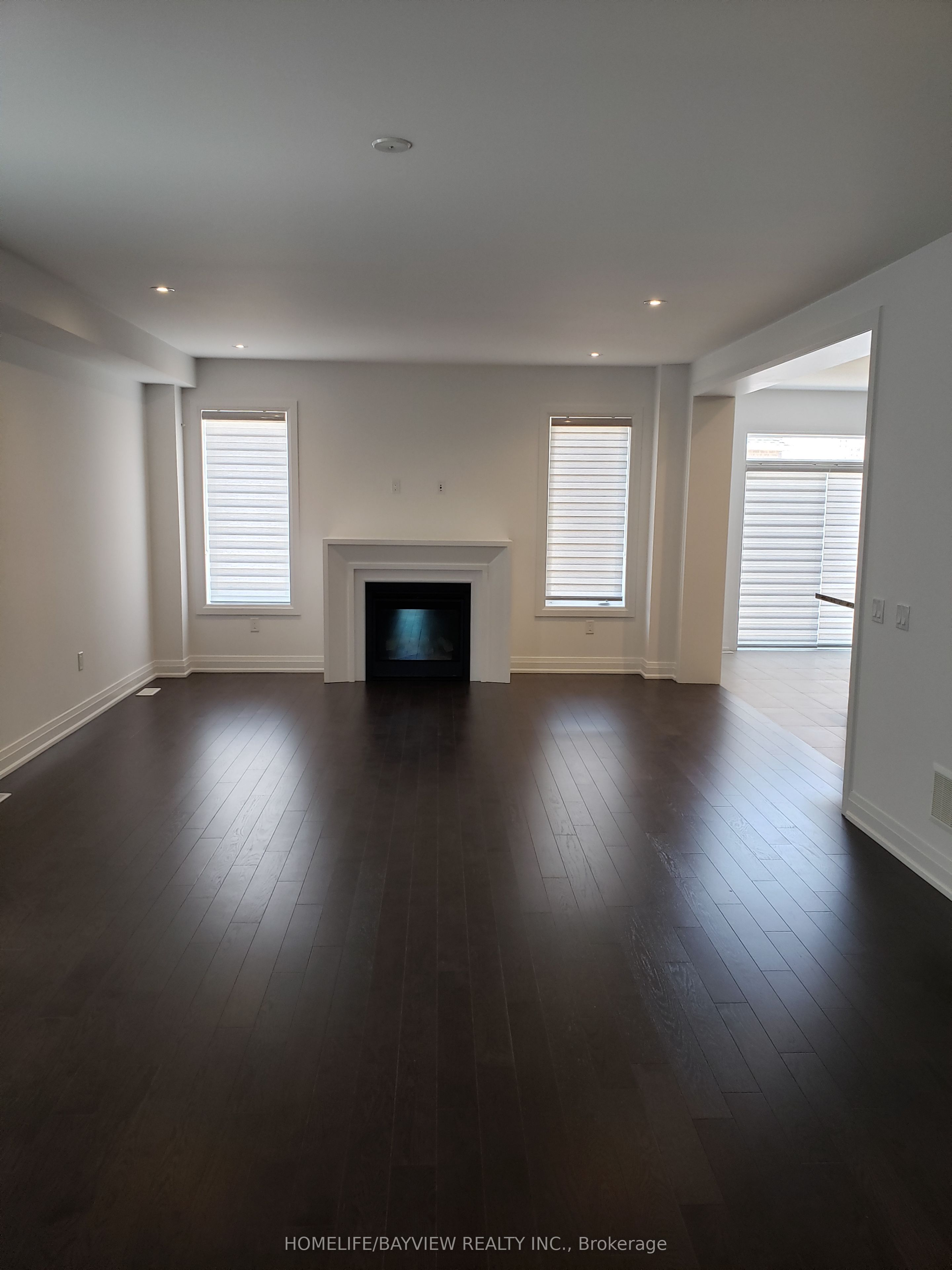 4169 Hillsborough Crescent, Oakville, ON L6H 3P9 photo 5