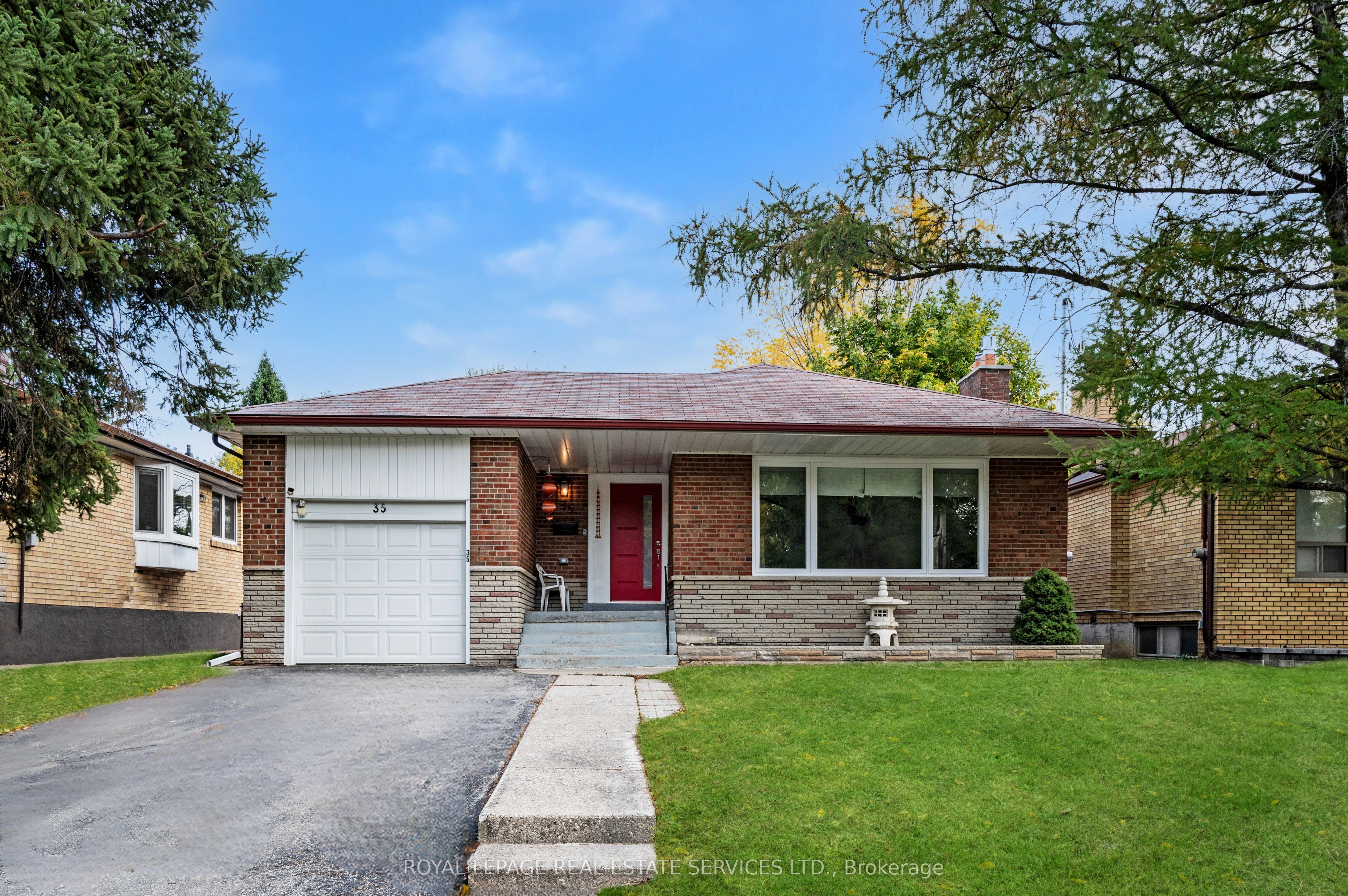 35 Silverhill Drive Lower, Toronto, ON M9B 3W3