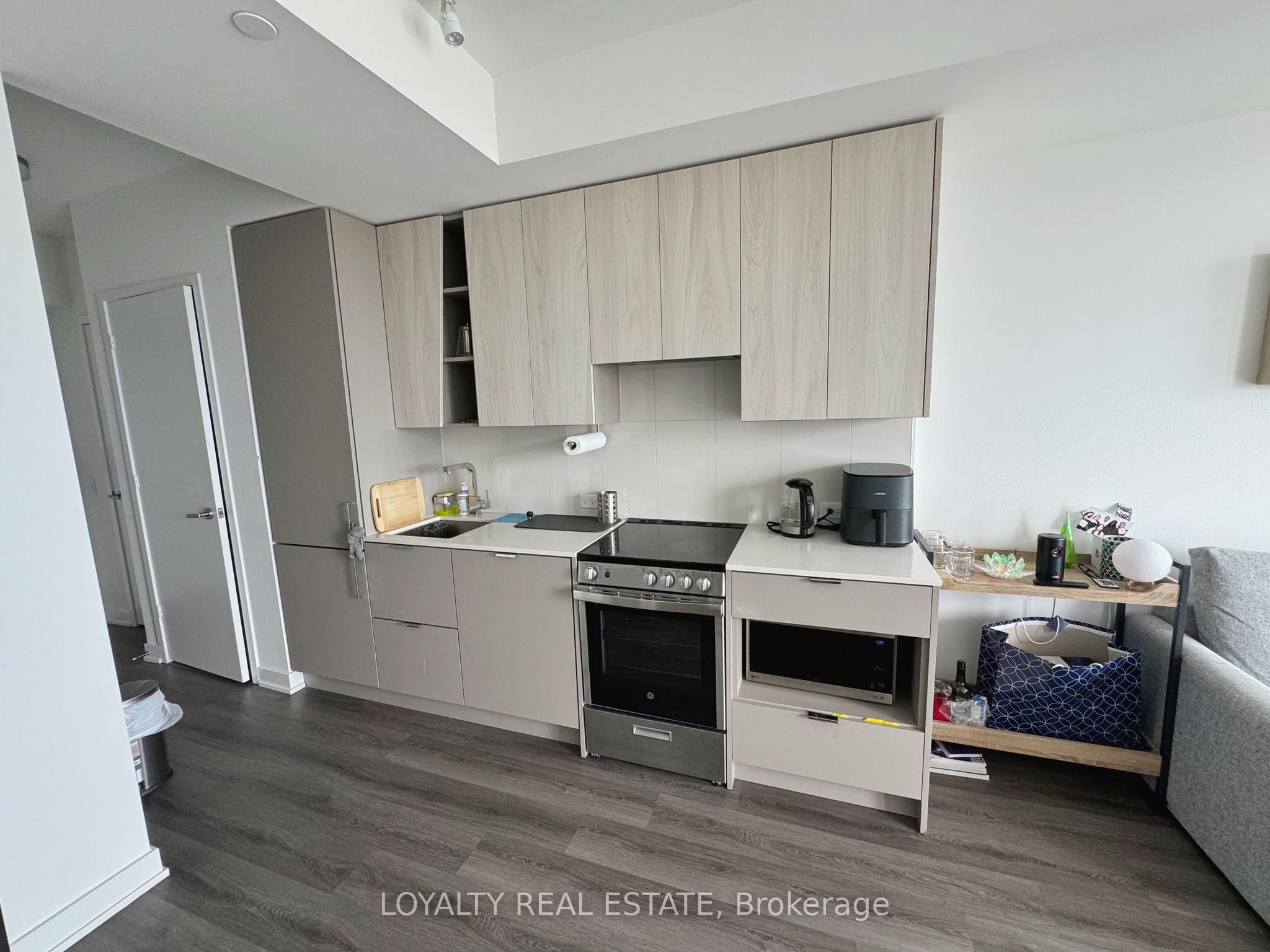 3883 Quartz Road 3208, Mississauga, ON L5B 0M4 photo 3