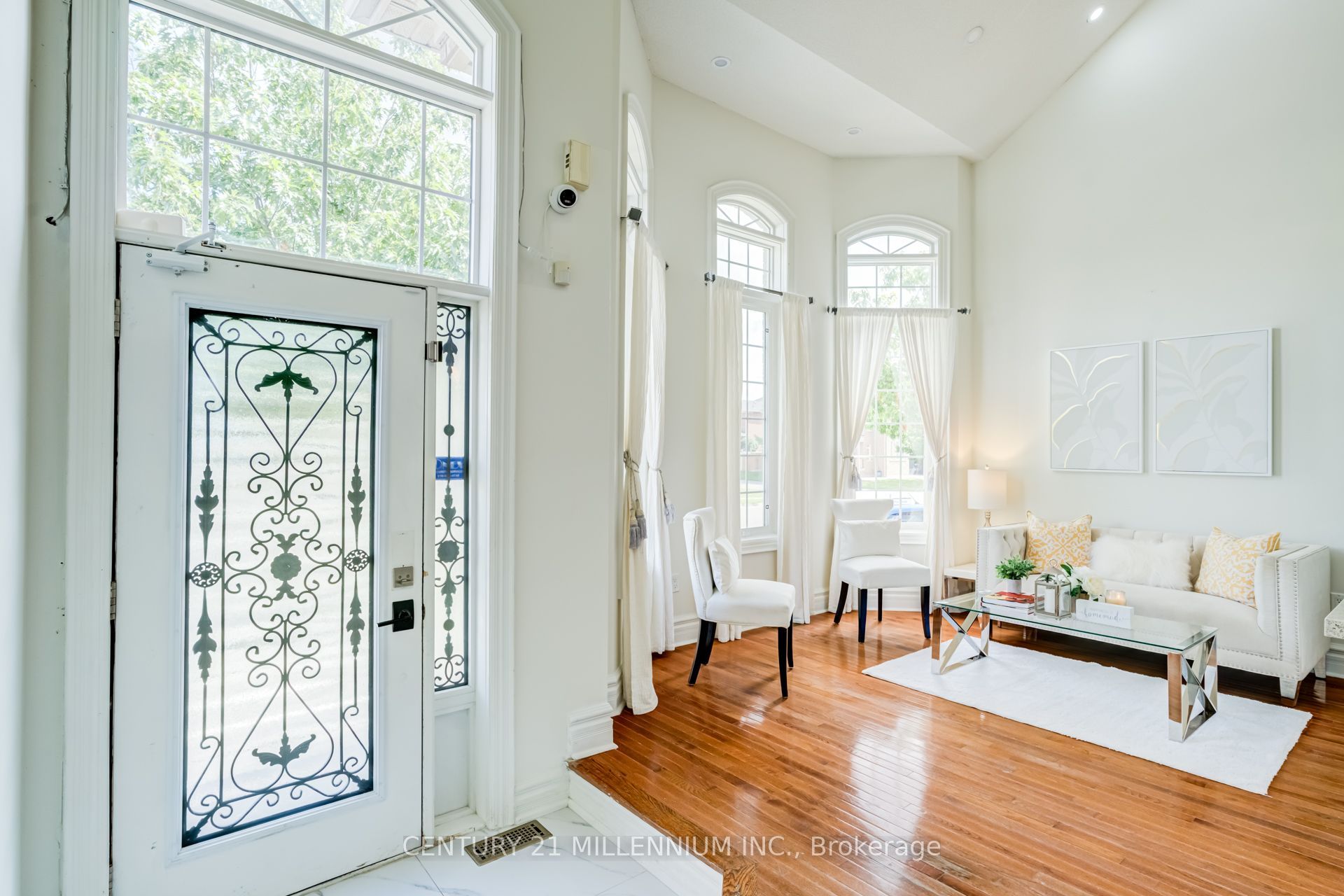 102 Southlake Boulevard, Brampton, ON L6V 4P2 photo 4