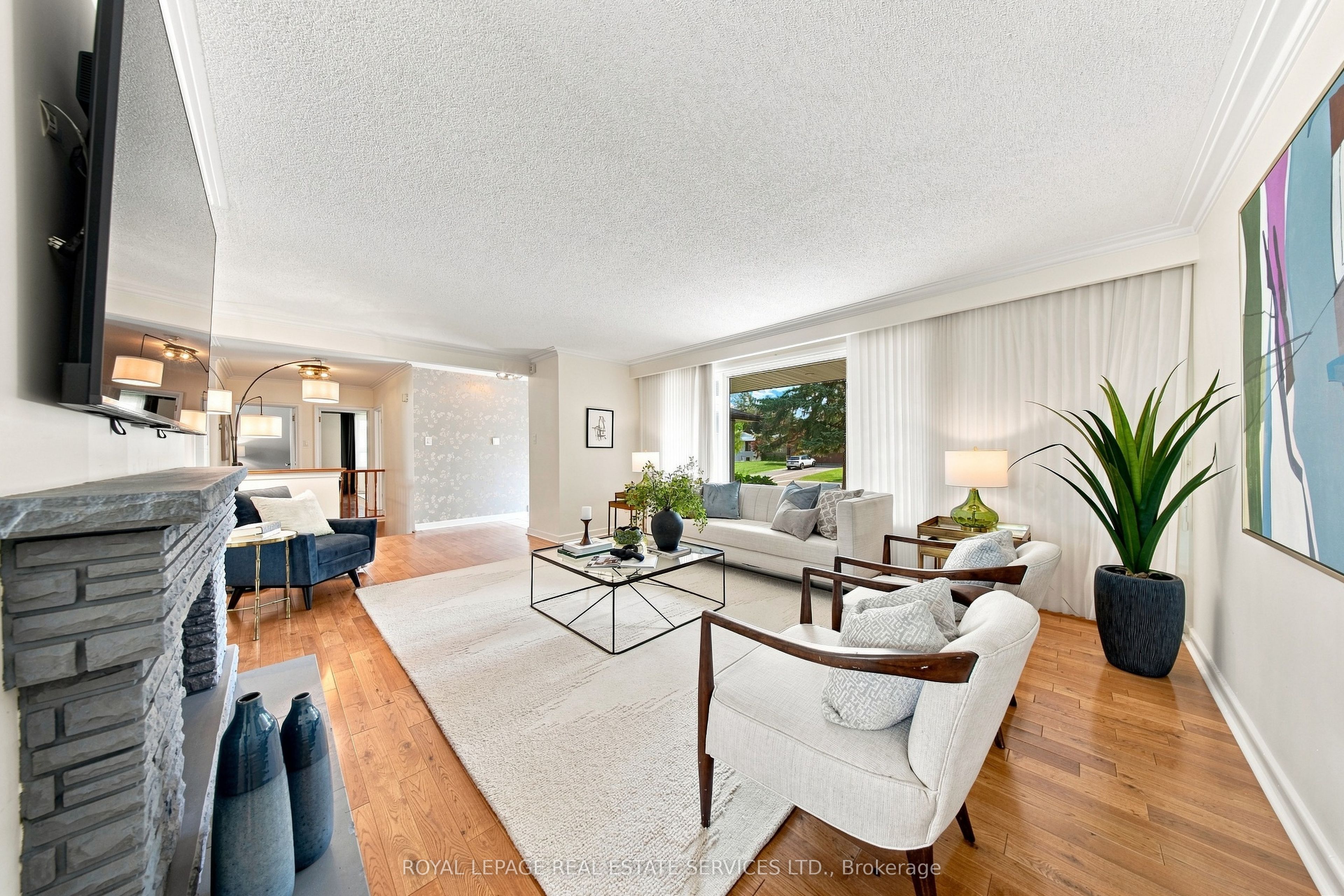 16 Oldham Road, Toronto, ON M9A 2B7 photo 4